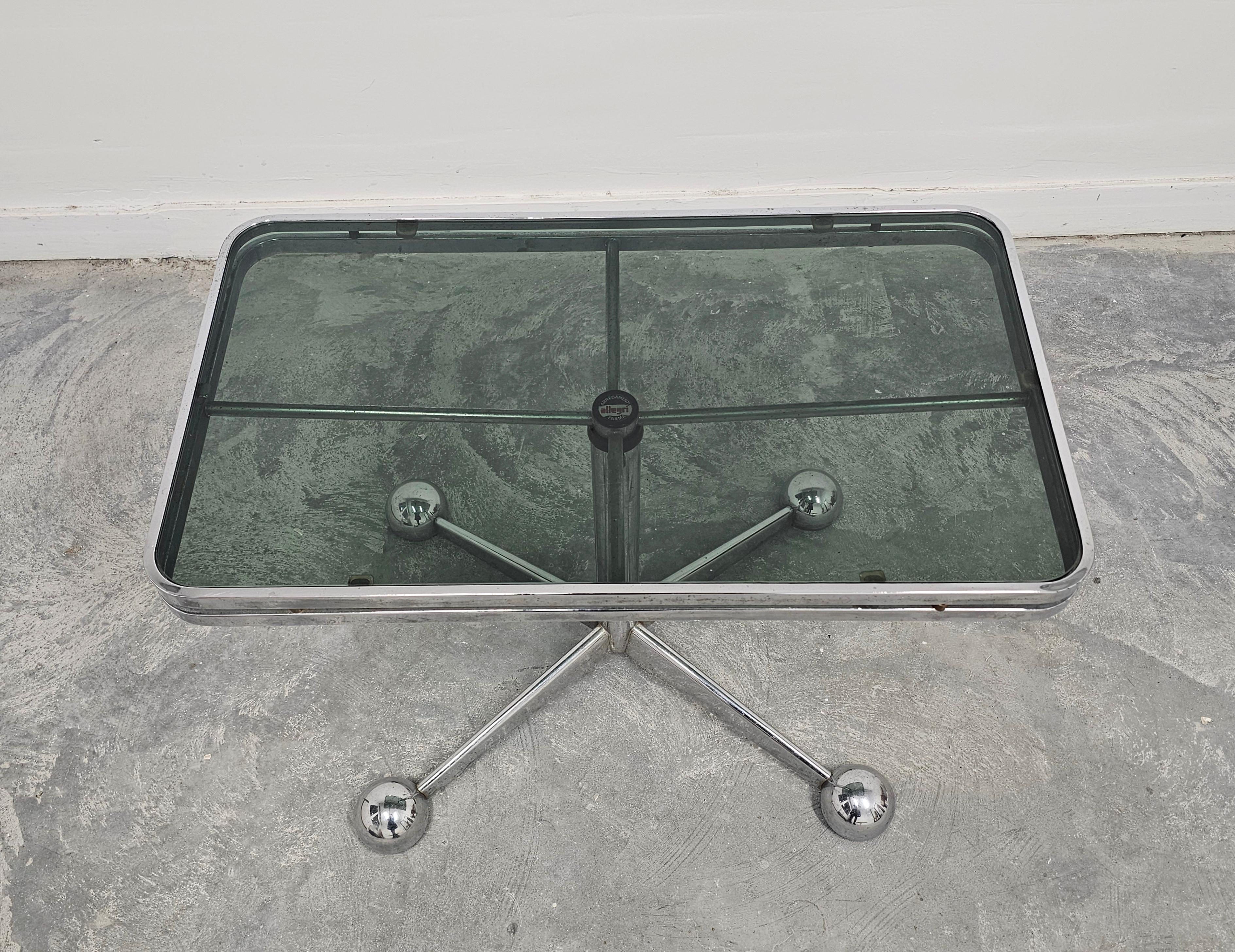Table d'appoint Space Age en chrome et verre teinté Allegri Parma en vente 1