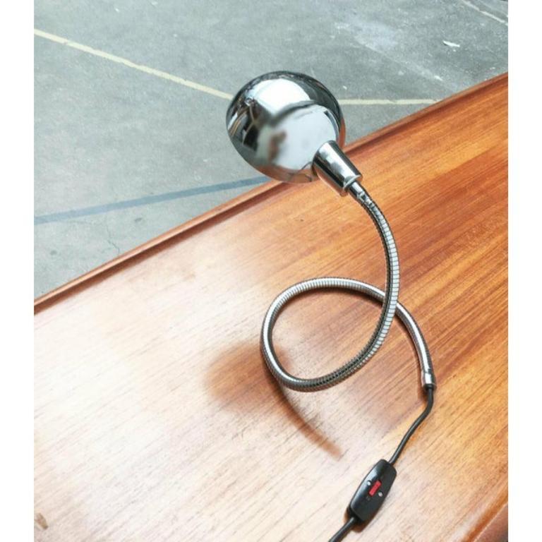 Ère spatiale Lampe de table Space A Space Cobra Snake, 1970 en vente