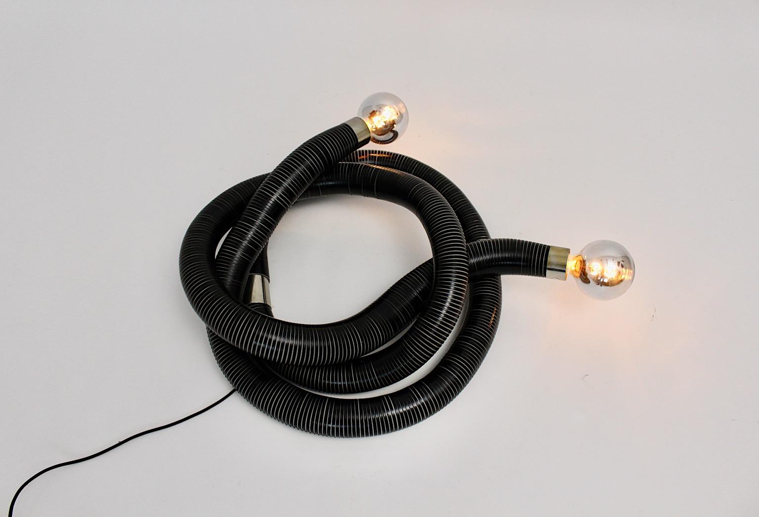 flex tube lamp