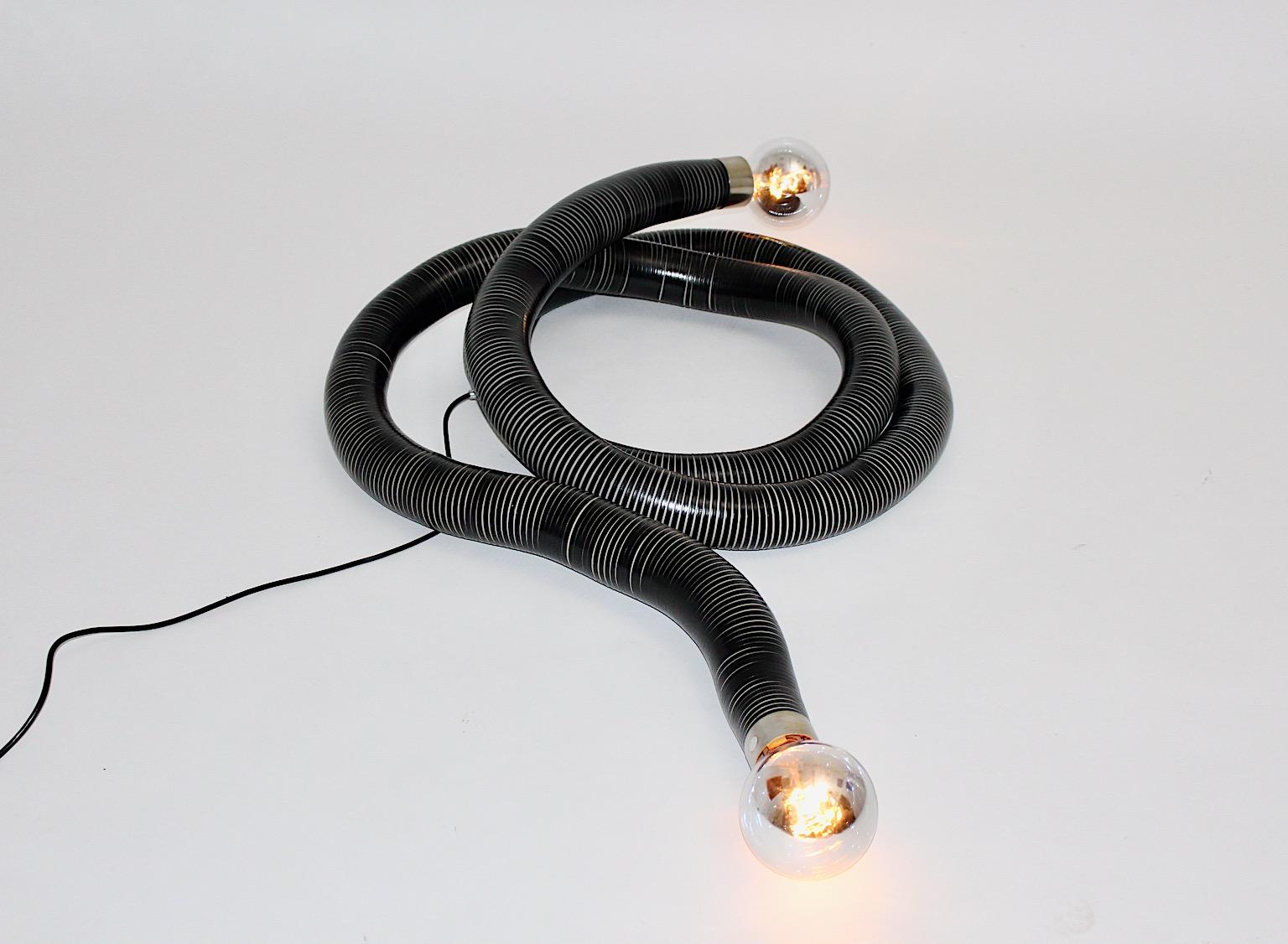 Space Age Snake Flexible Tube Vintage Plastic Metal Floor Lamp, 1960s, Italy For Sale 1
