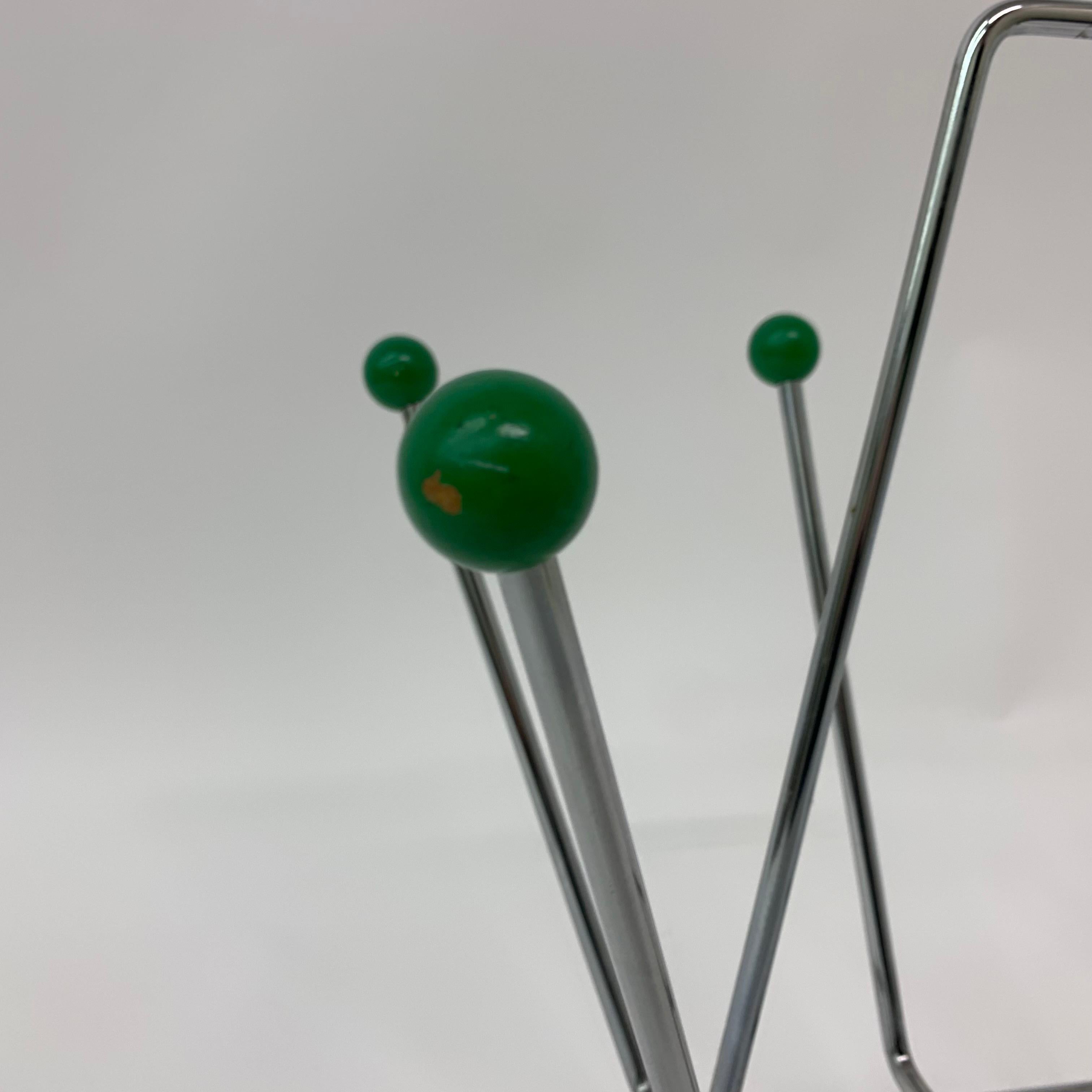 Portarevistas atómico Sputnik de la era espacial , años 70 en venta 7