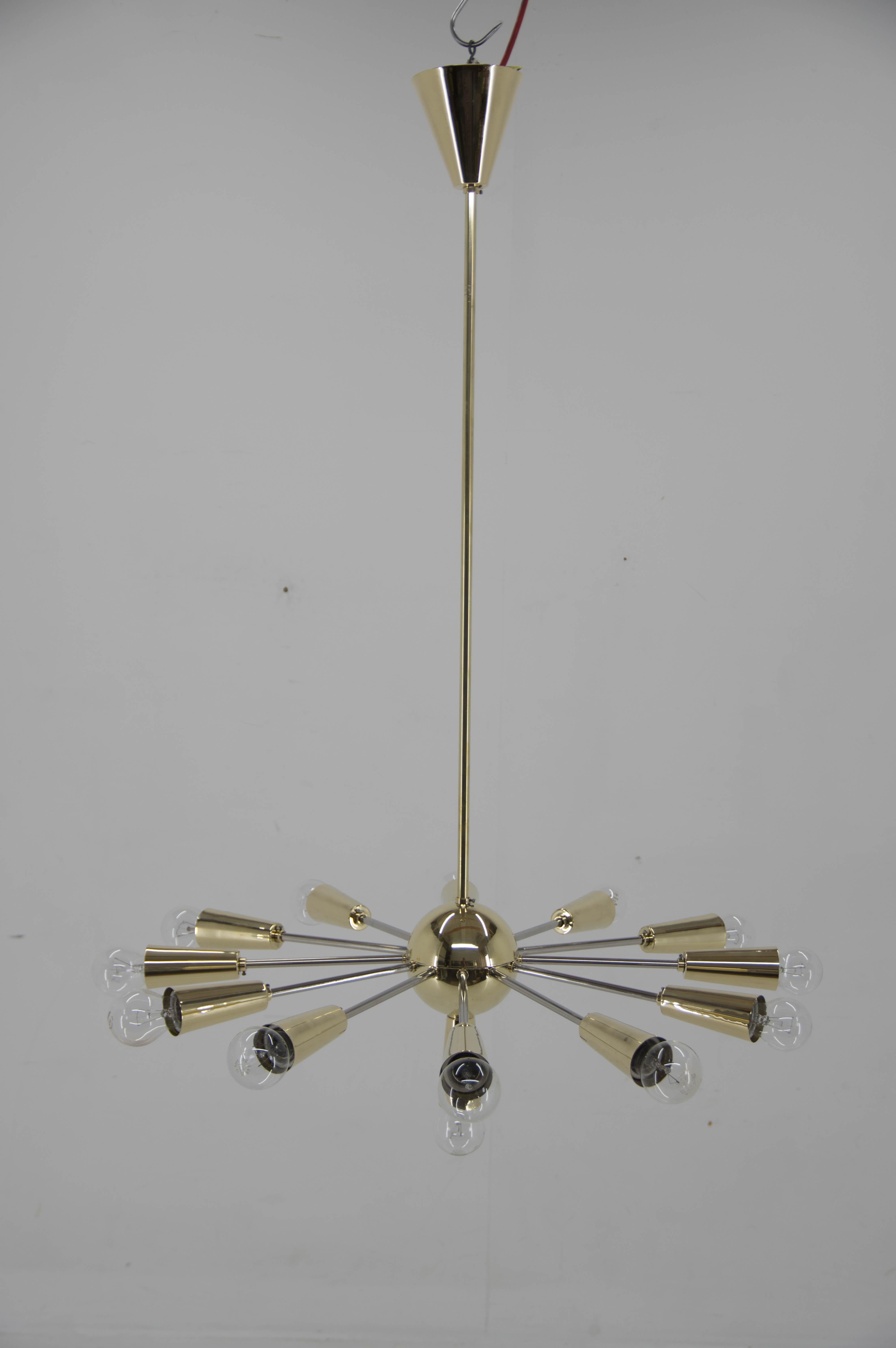 Mid-20th Century Space Age Sputnik Chandelier in Perfect Condition, Czechoslovakia, 1960s For Sale
