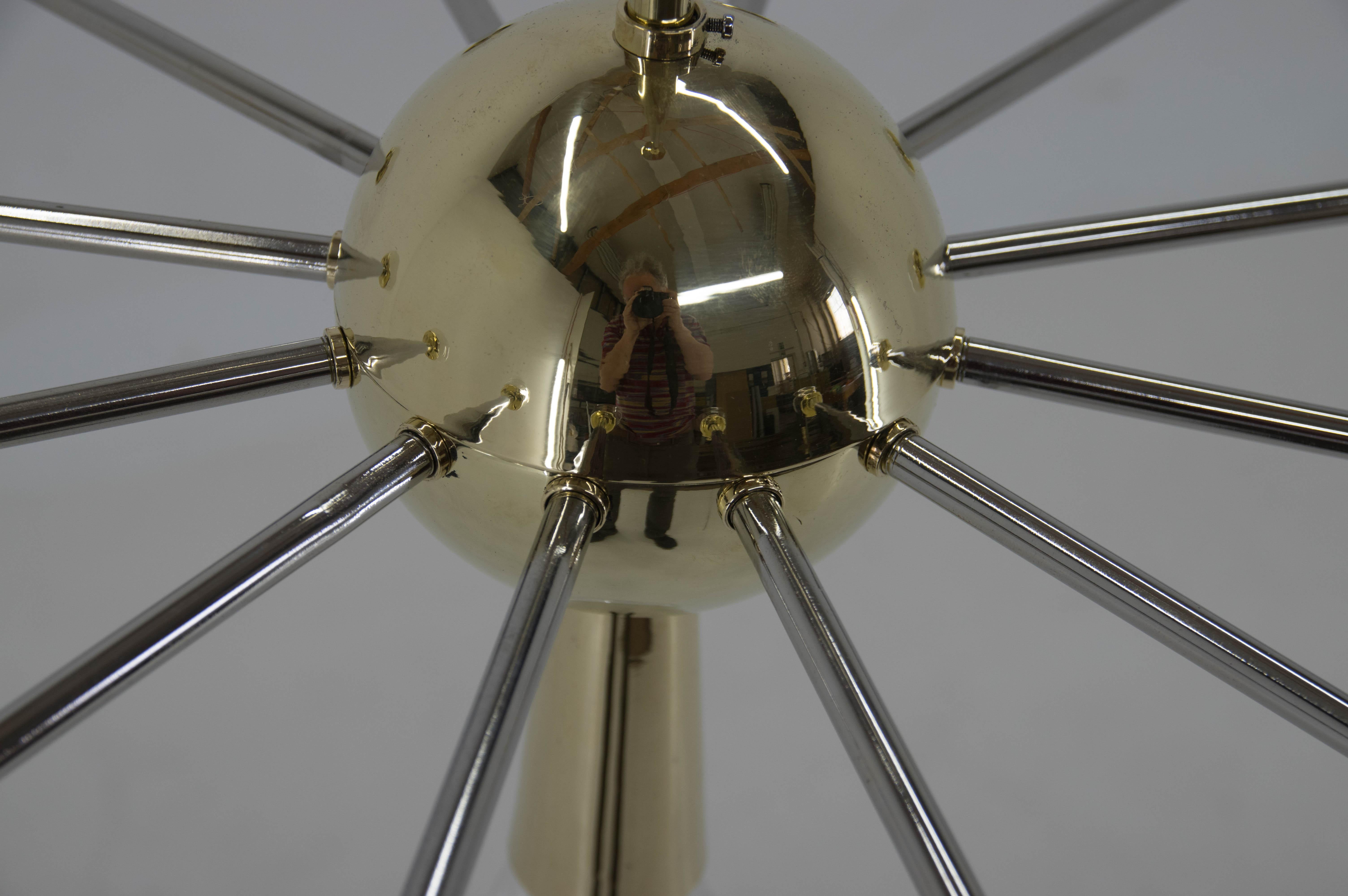 Space Age Sputnik Chandelier in Perfect Condition, Czechoslovakia, 1960s For Sale 3