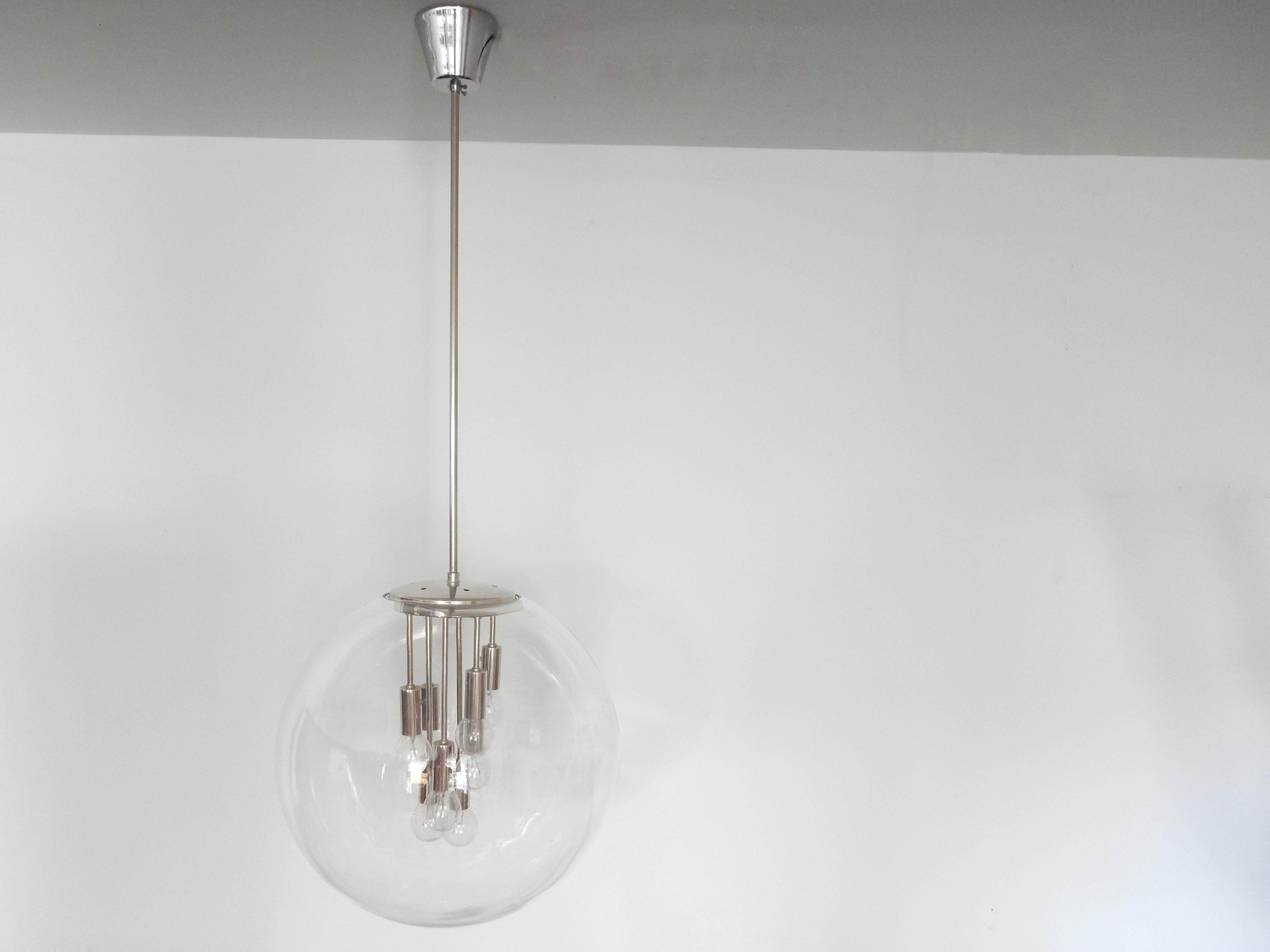 Lampe pendante à globe en verre 'Spoutnik':: années 1960-1970 Bon état - En vente à Steenwijk, NL