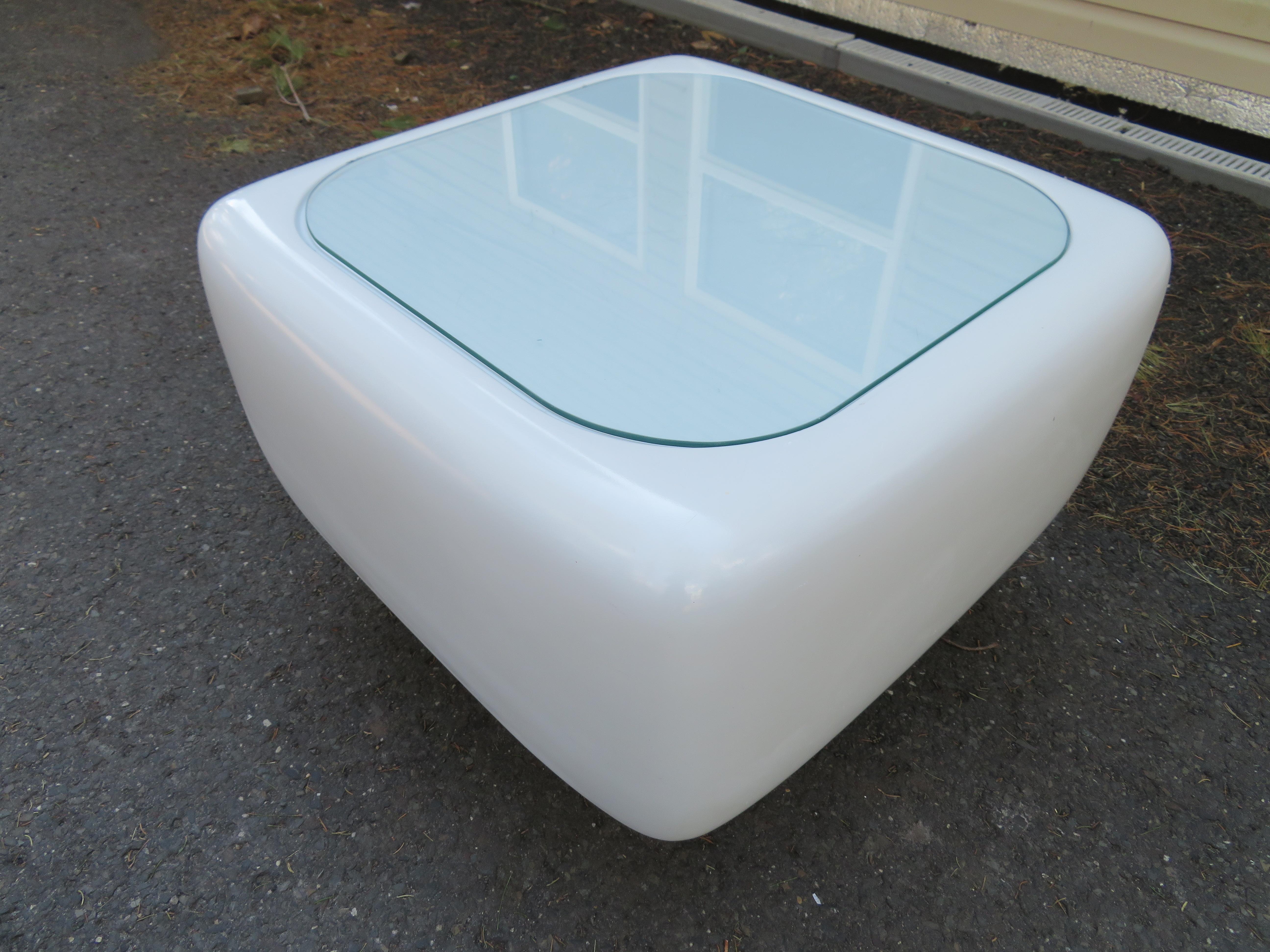 Mid-Century Modern Table d'appoint Steelcase de William Andrus, style mi-siècle moderne de l'ère spatiale en vente