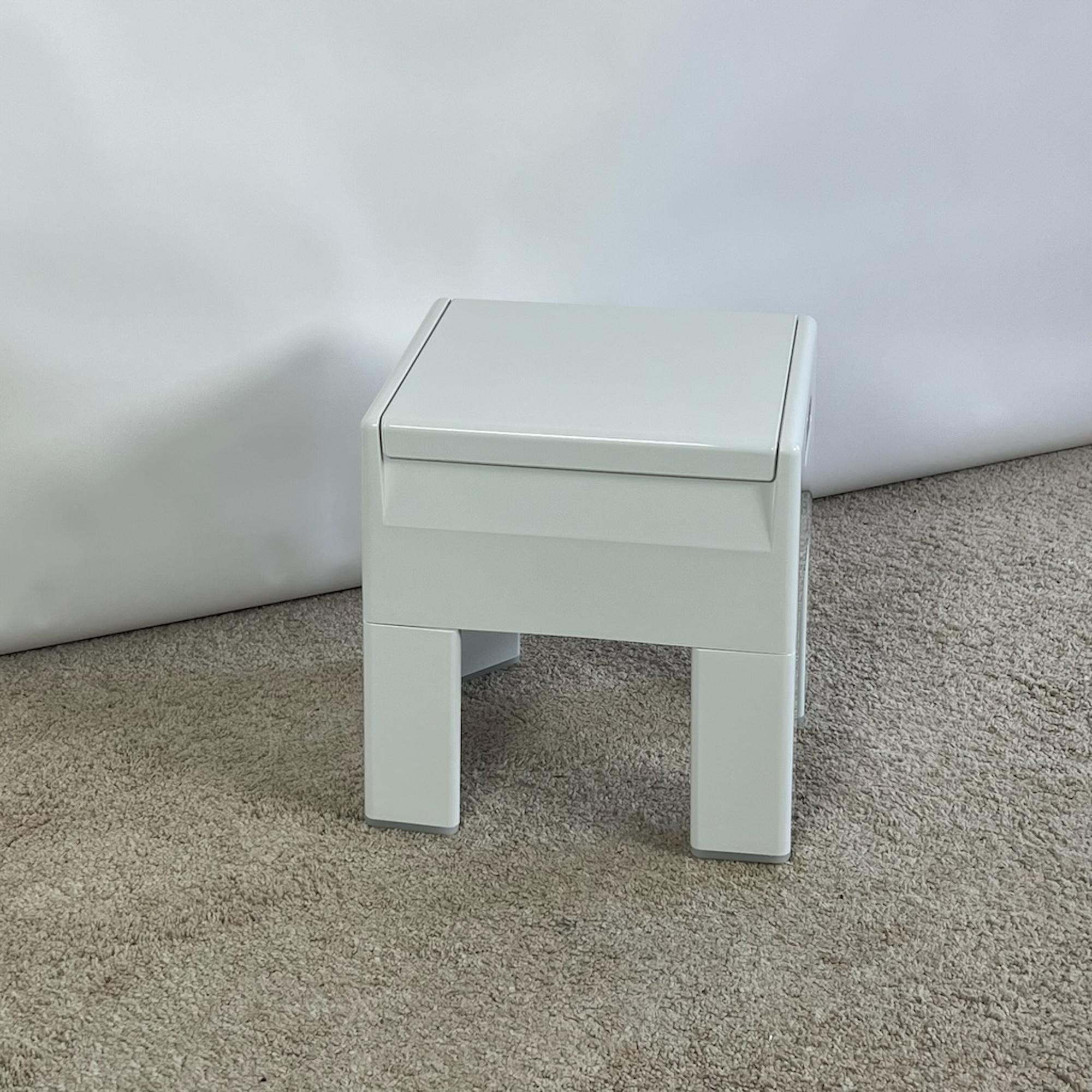 Space Age Stool by Olaf Von Bohr for Gedy, Italy 1960s For Sale 2