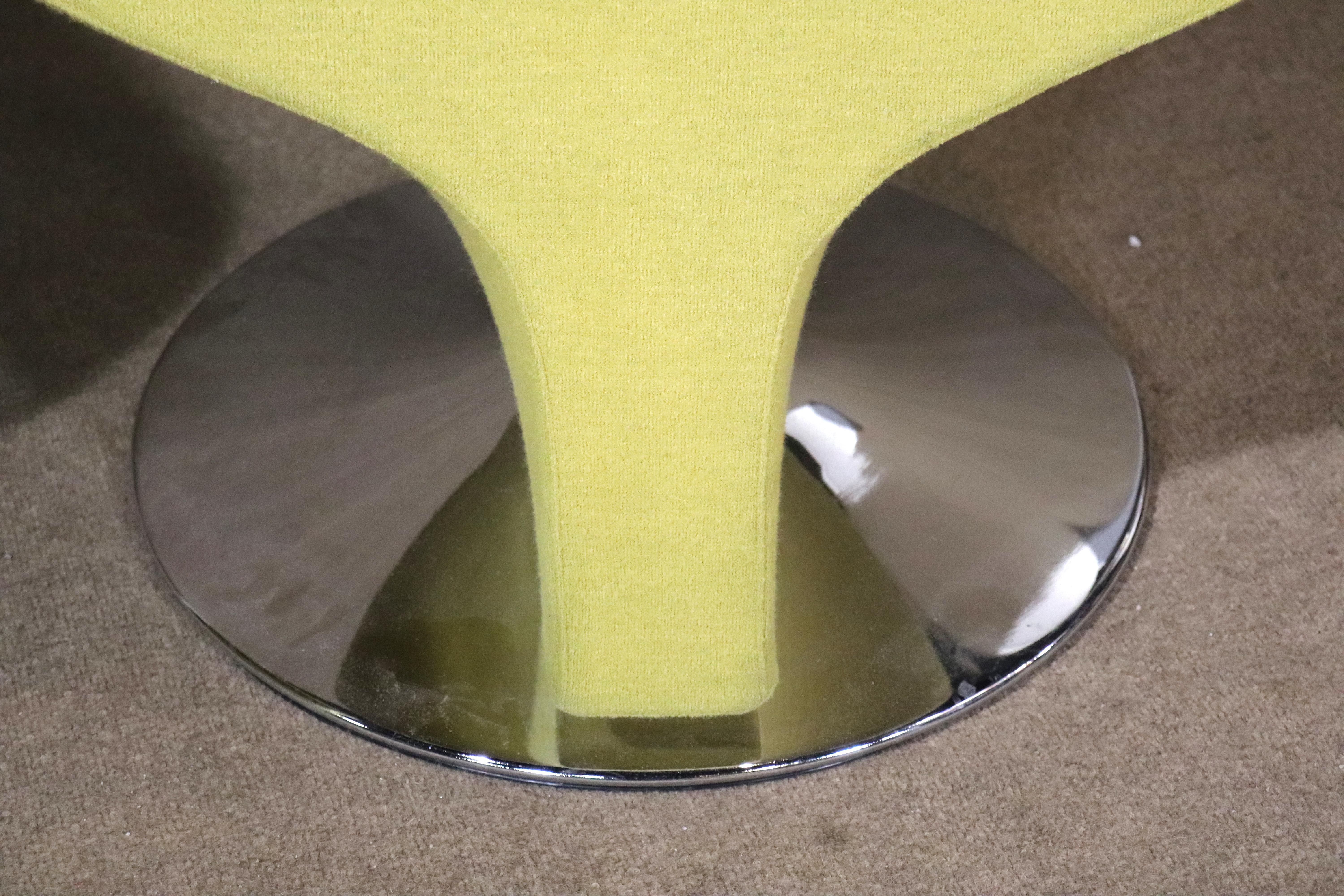 20th Century Space Age Style Swivel Chairs For Sale