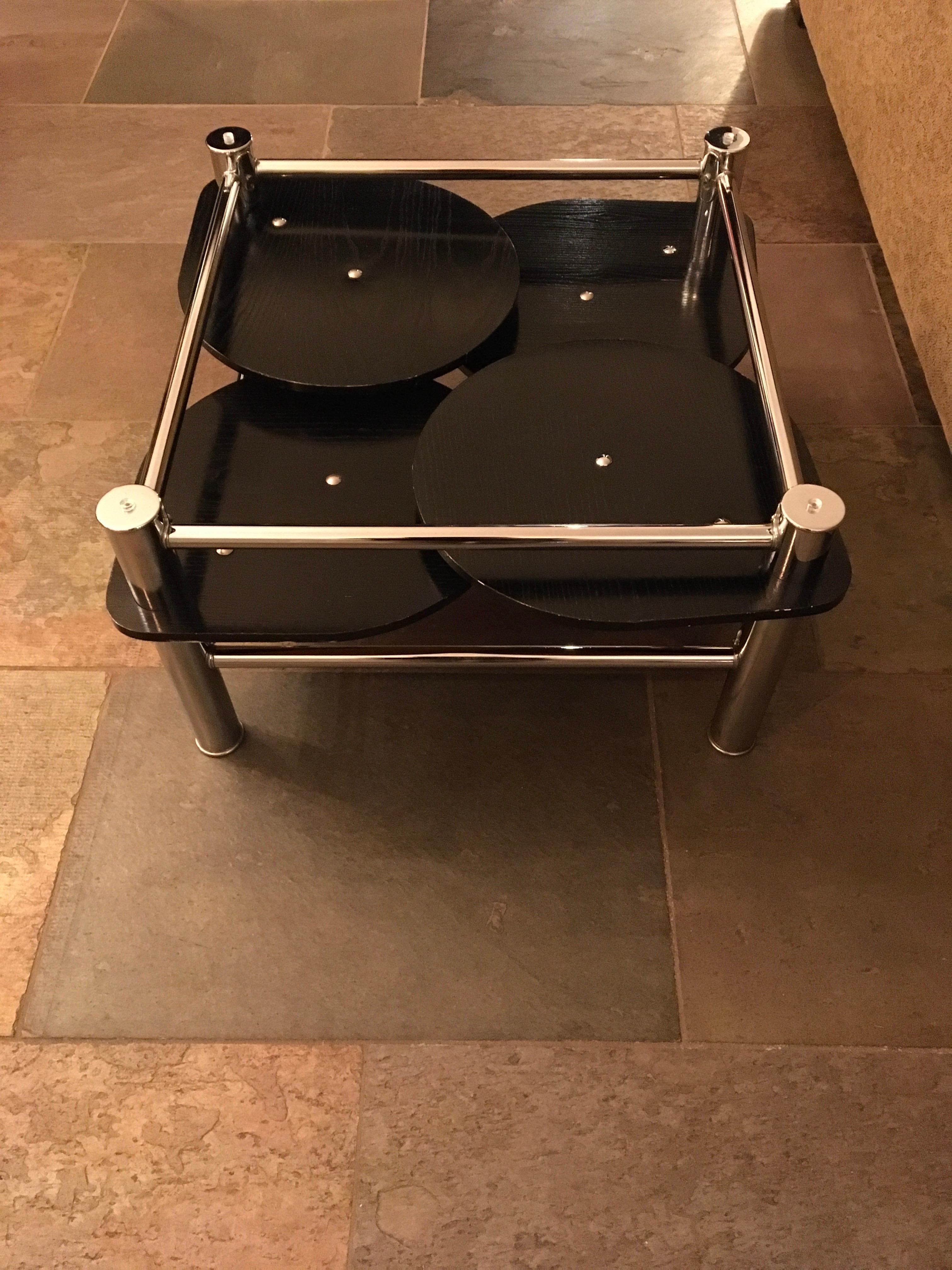 Glass Space Age Swivel Chroom and Black Wood Coffee Table For Sale