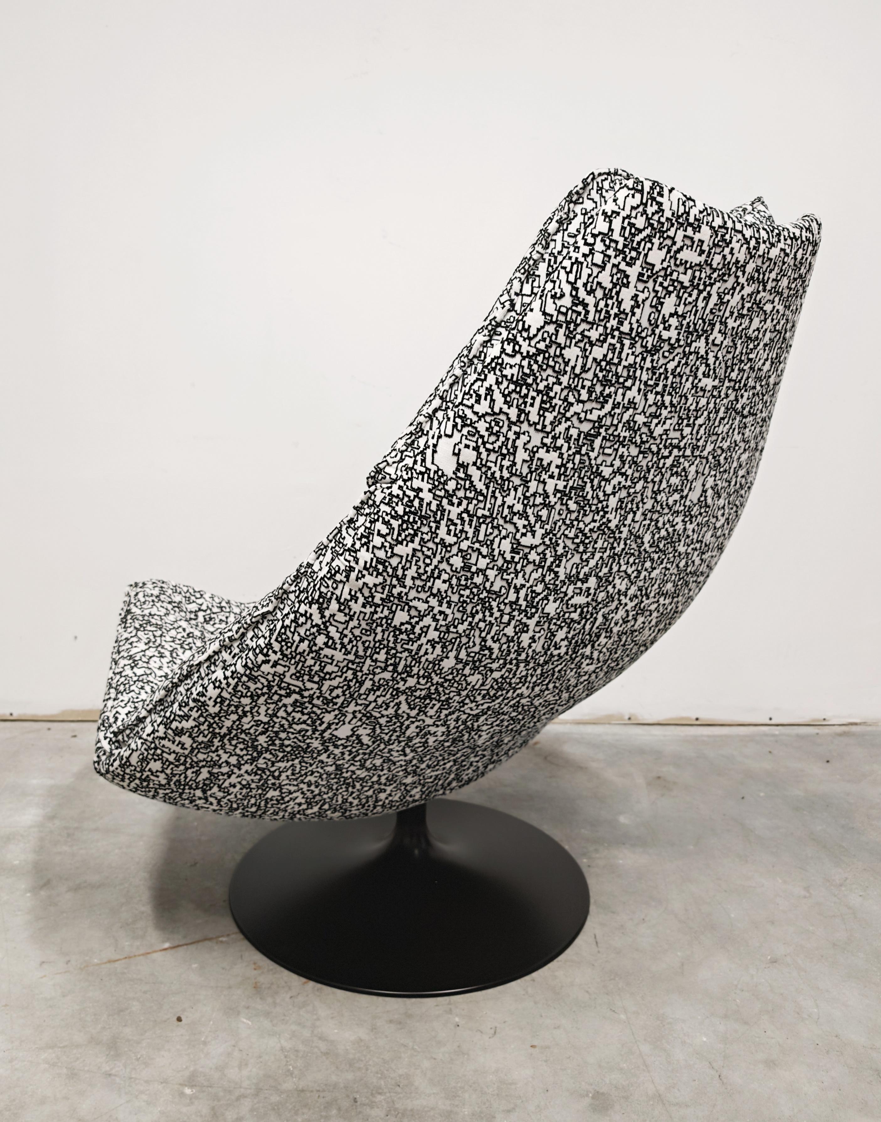 Aluminium Chaise longue pivotante FS 588 conçue par Geoffrey Harcourt pour Artifort en vente