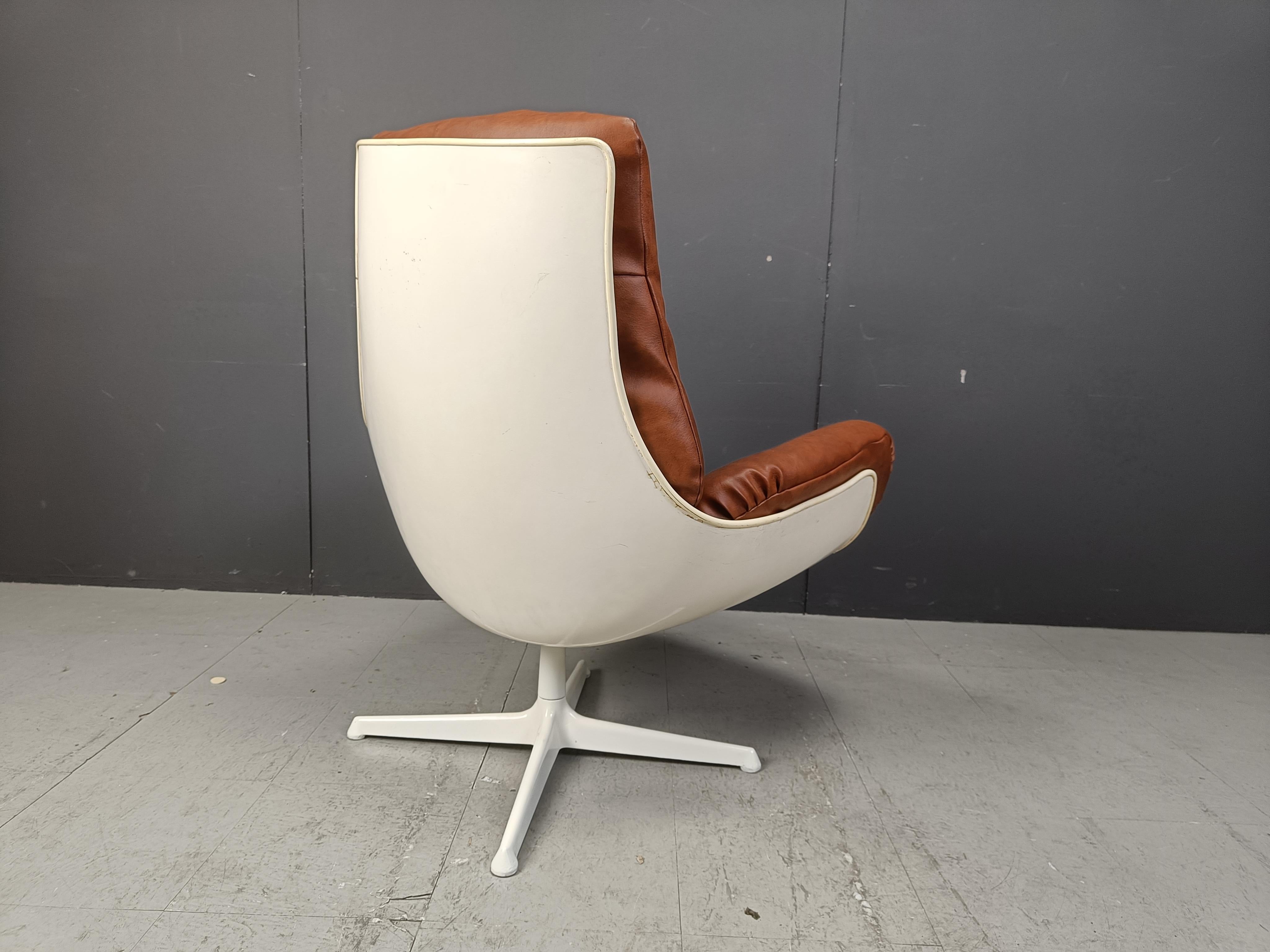Sedia swivle A Space, anni '60 in vendita 3