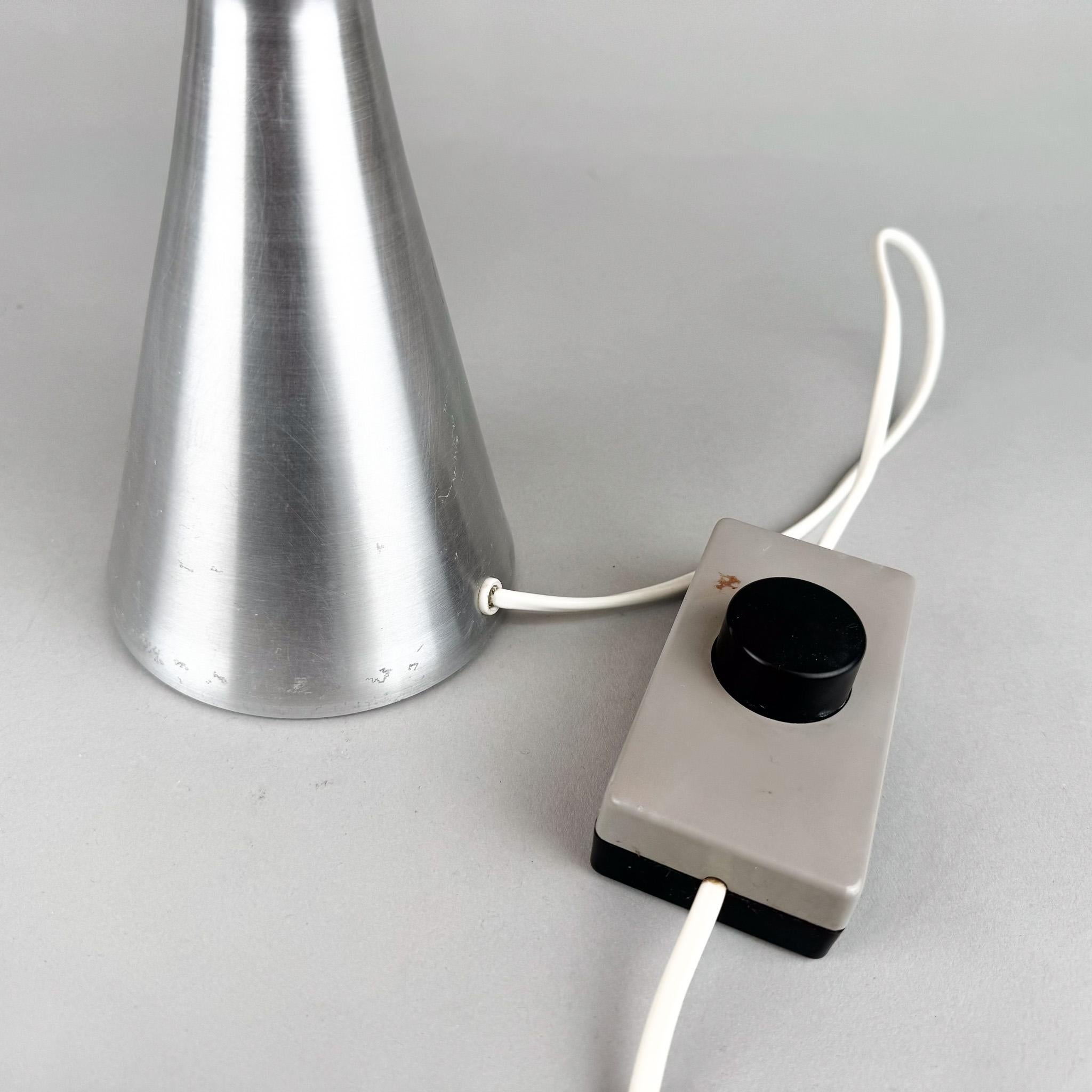 Lámpara de mesa Space Age de Aloys Gangkofner para ERCO, años 70 en venta 3