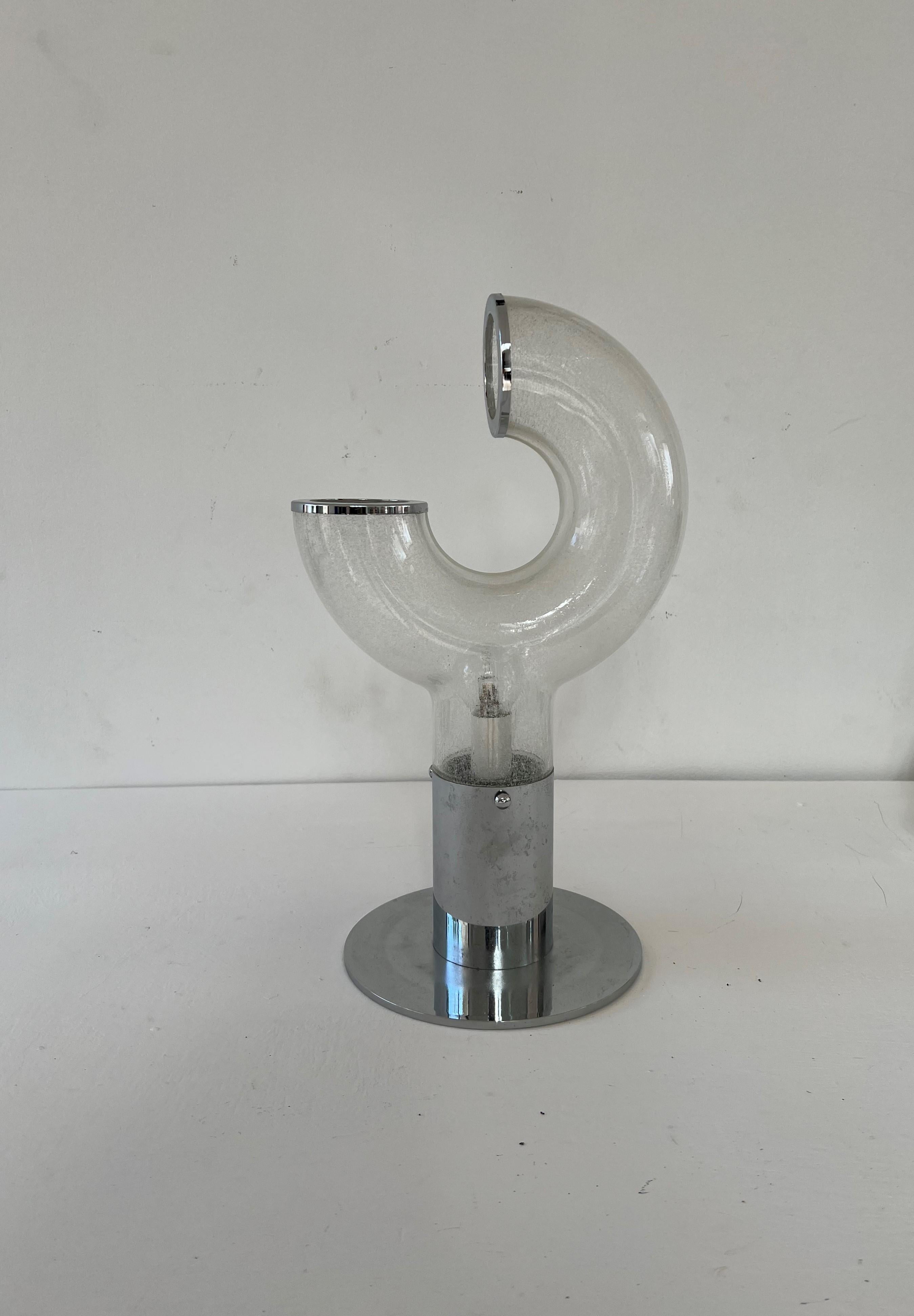 Space Age table lamp designed by Aldo Nason for Mazzega, circa 1970 in Murano glass in the 'Pulegoso' technique and chrome hardware.