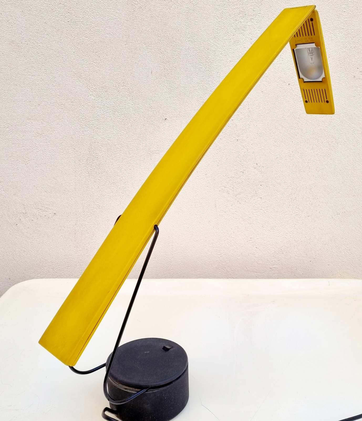 Lampe de bureau Space Age de Mario Barbaglia & Marco Colombo pour Paf Studio, Italie 80 Bon état - En vente à Lucija, SI