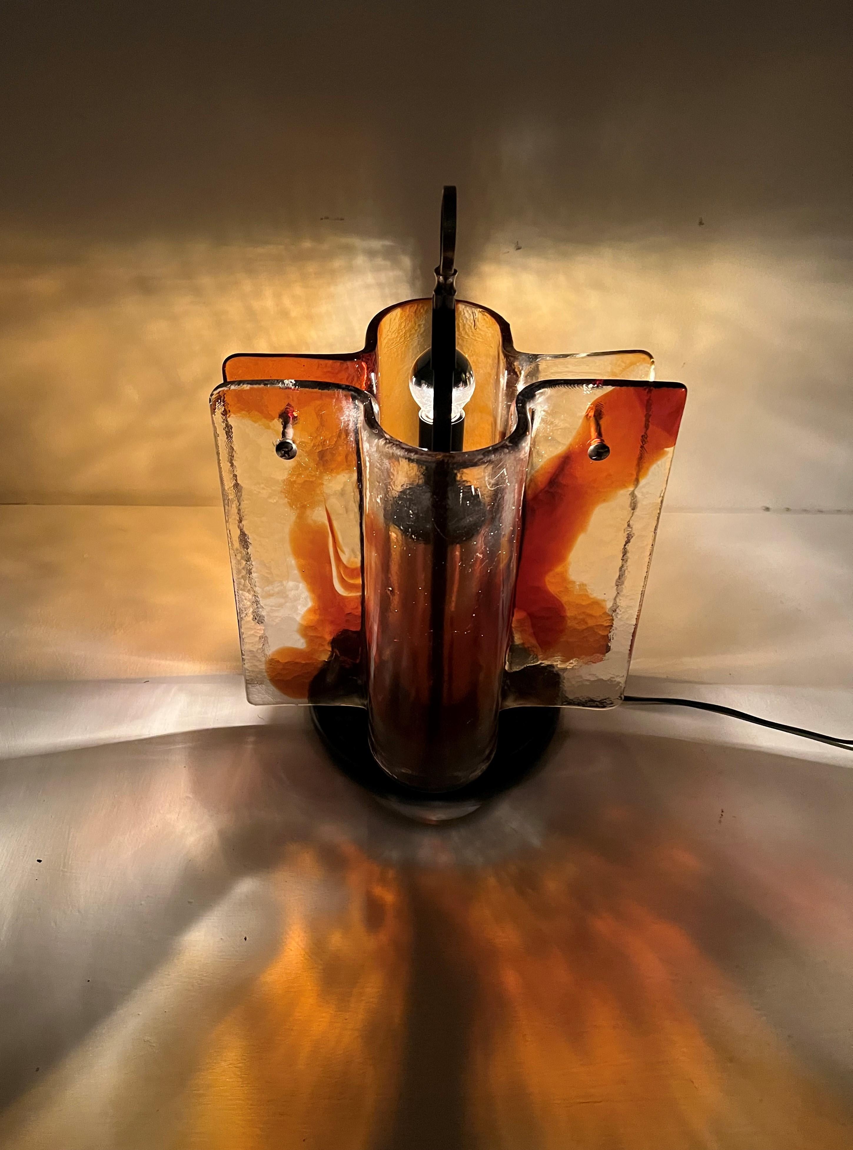 Space Age Table Lamp by Toni Zuccheri for Venini in Murano Glass, Italy Ca 1970 In Good Condition For Sale In Merida, Yucatan