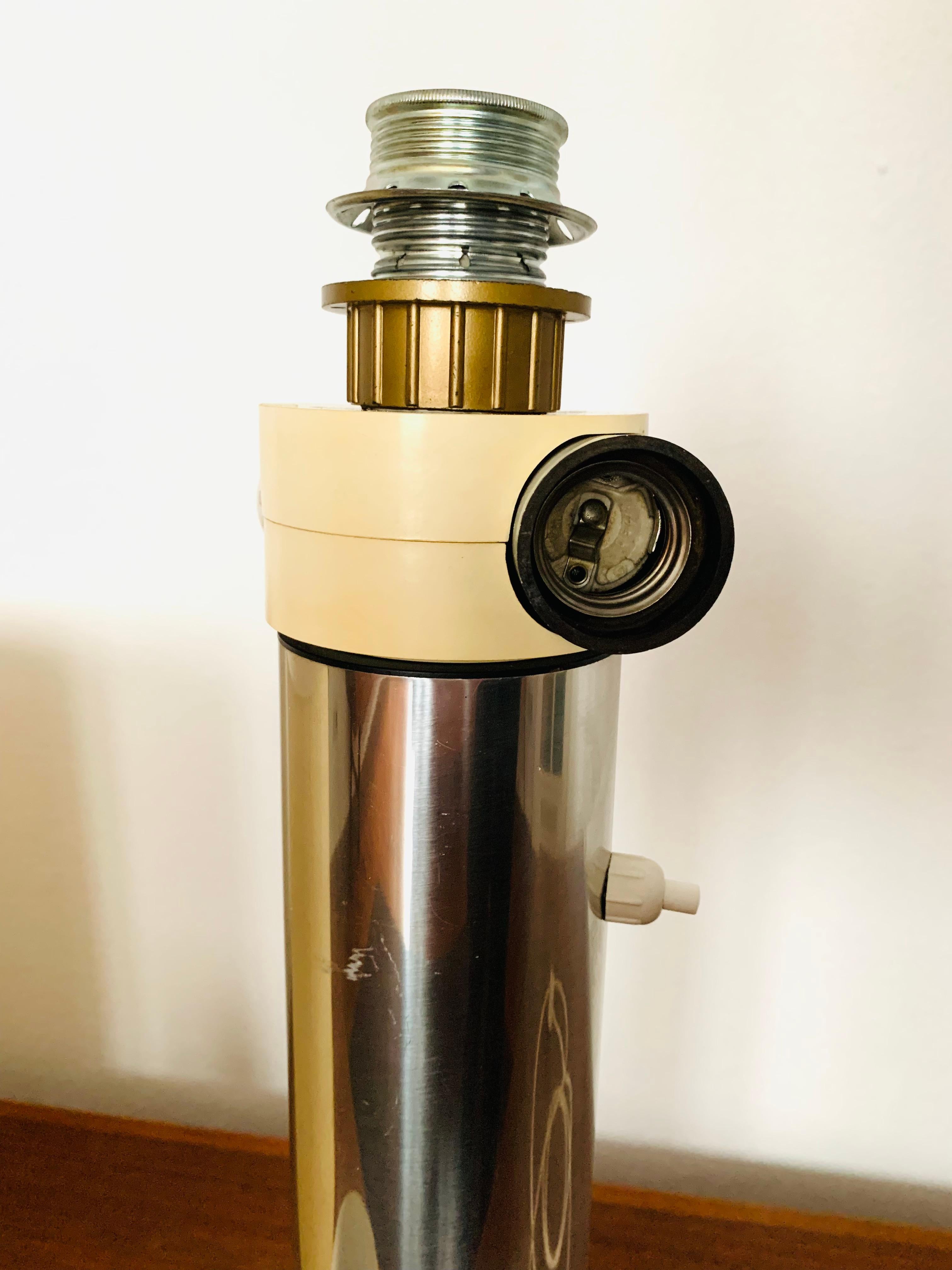 Space Age Table Lamp For Sale 4