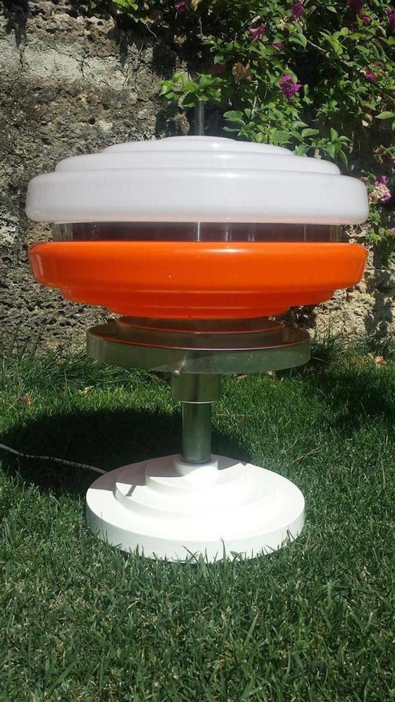 Space Age Table Lamp in Aluminium and Plexiglass, 1970s 2