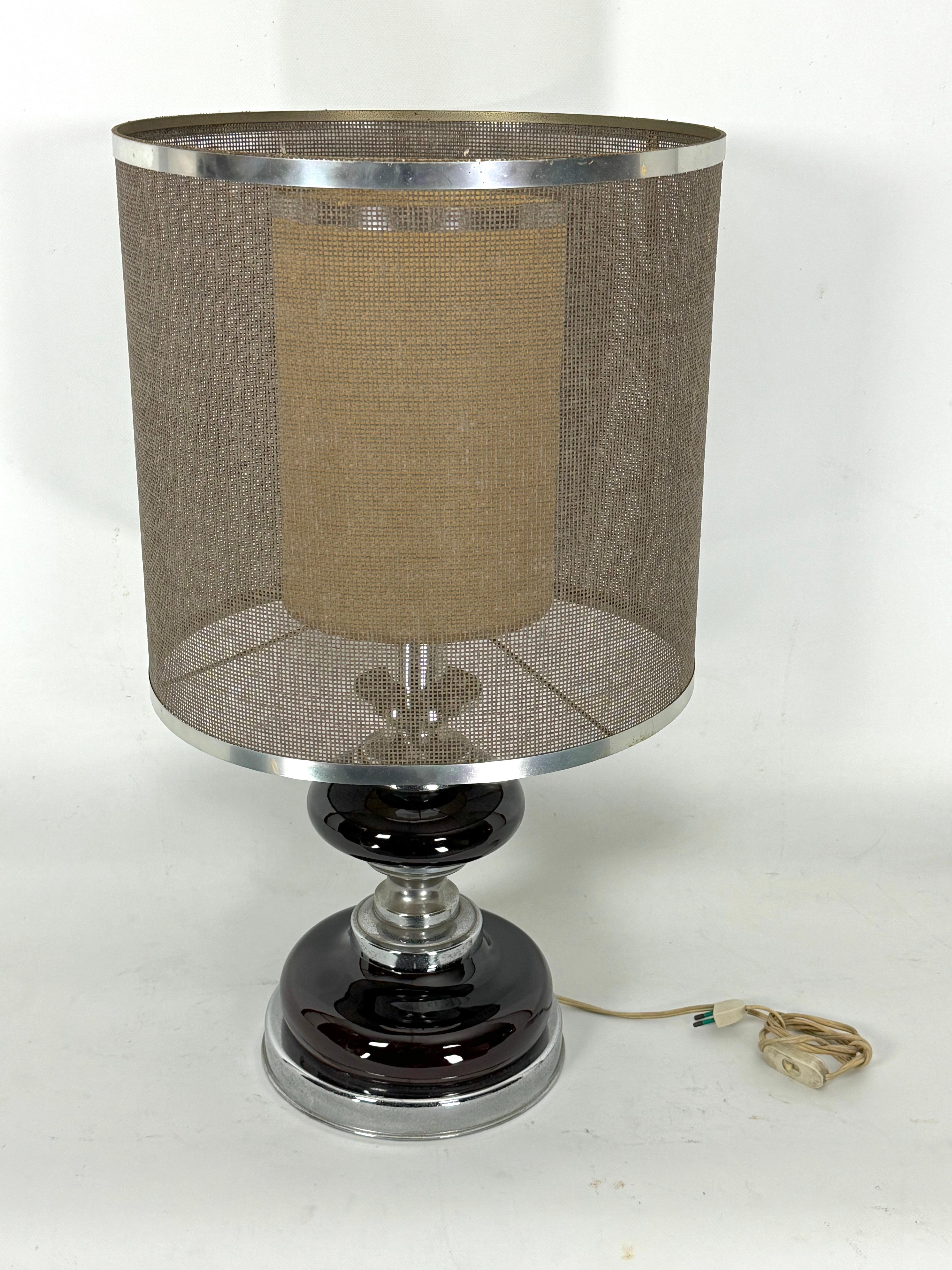 Ère spatiale Lampe de table de l'ère spatiale en chrome et laque. Italie 1970 en vente