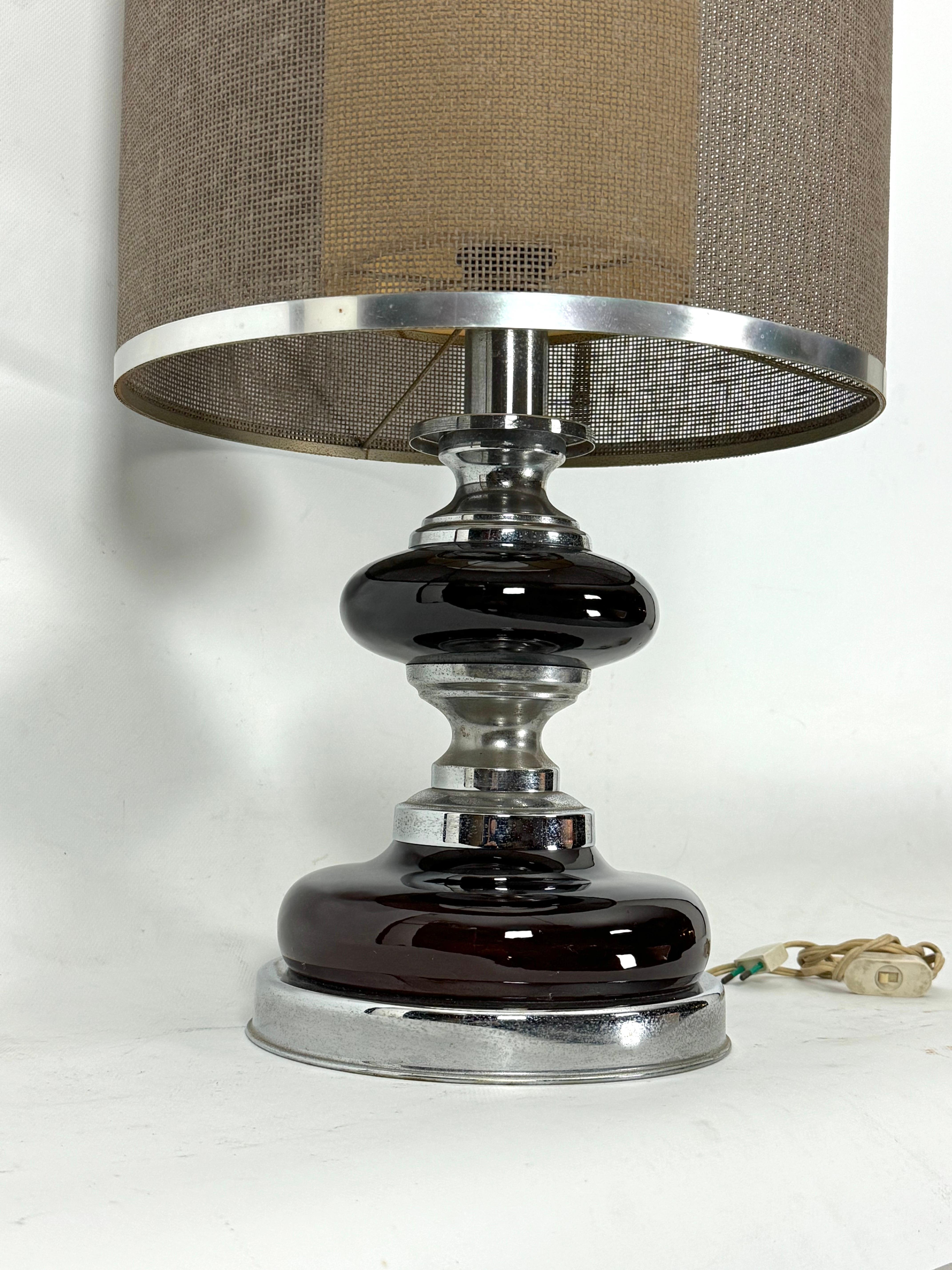 Lampe de table de l'ère spatiale en chrome et laque. Italie 1970 en vente 1