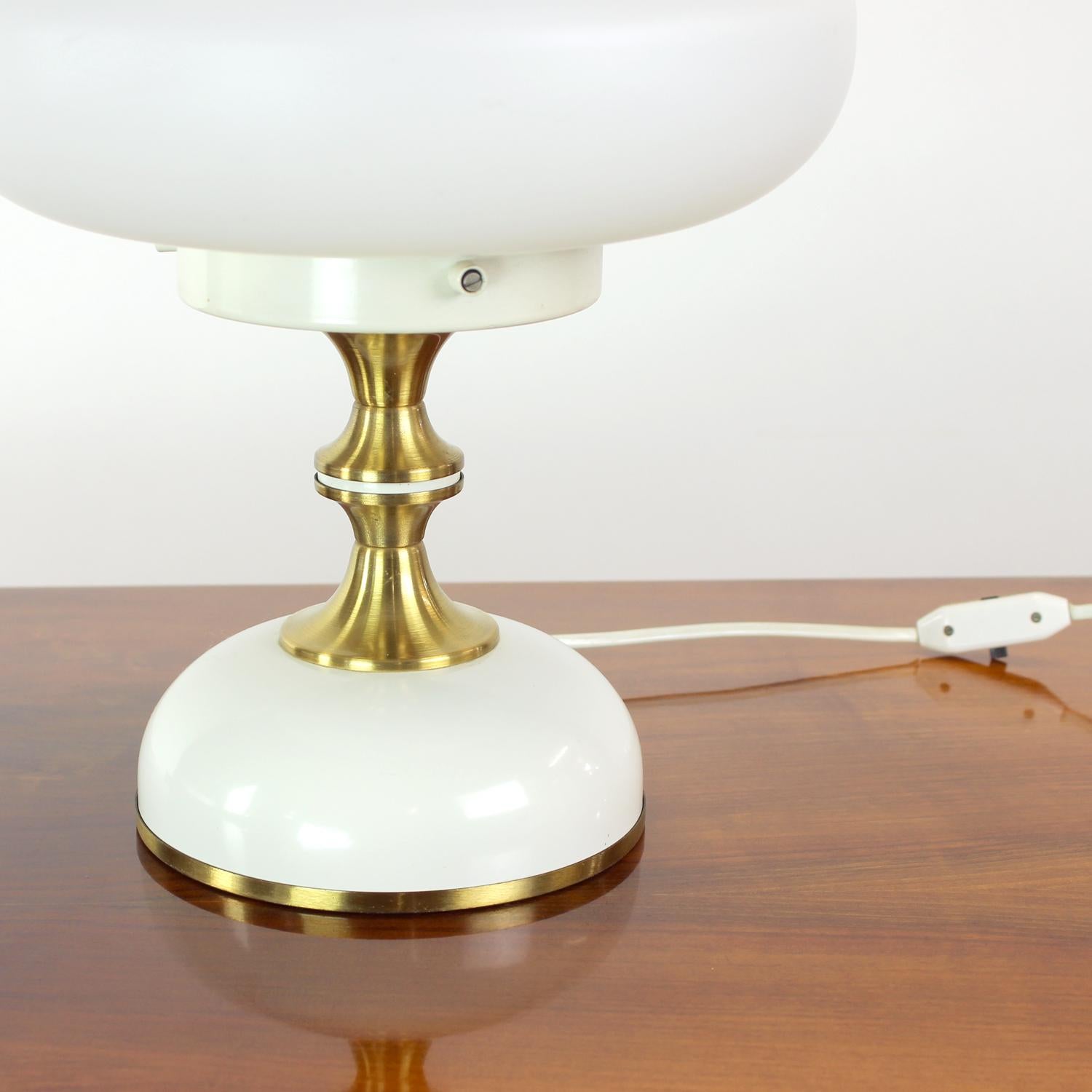 Space Age Table Lamp In Metal & Glass By Napako, Czechoslovakia 1970s im Angebot 1