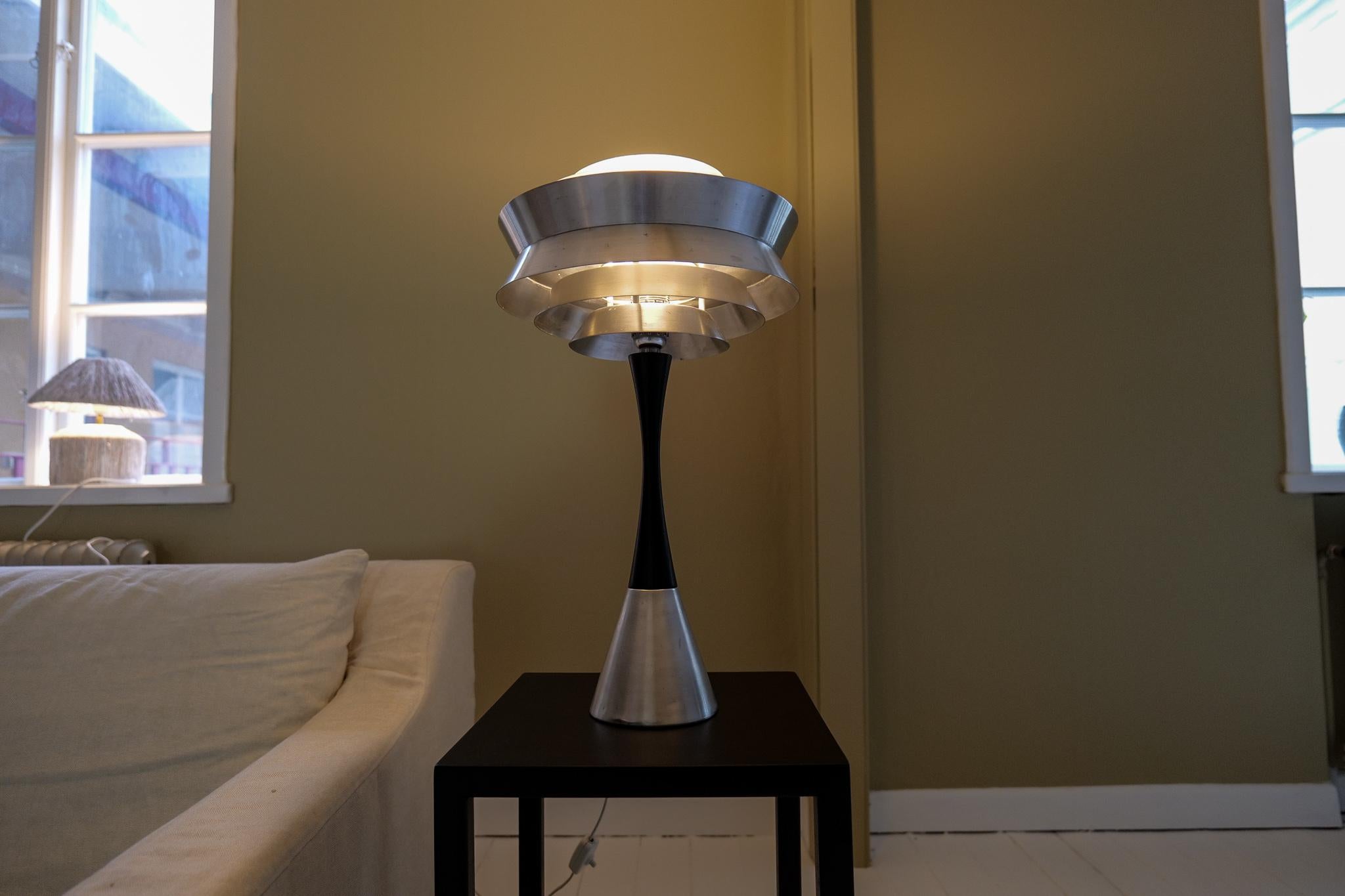 Space Age Table Lamp in Painted Wood and Metal Bergbom Sweden 1960s For Sale 7
