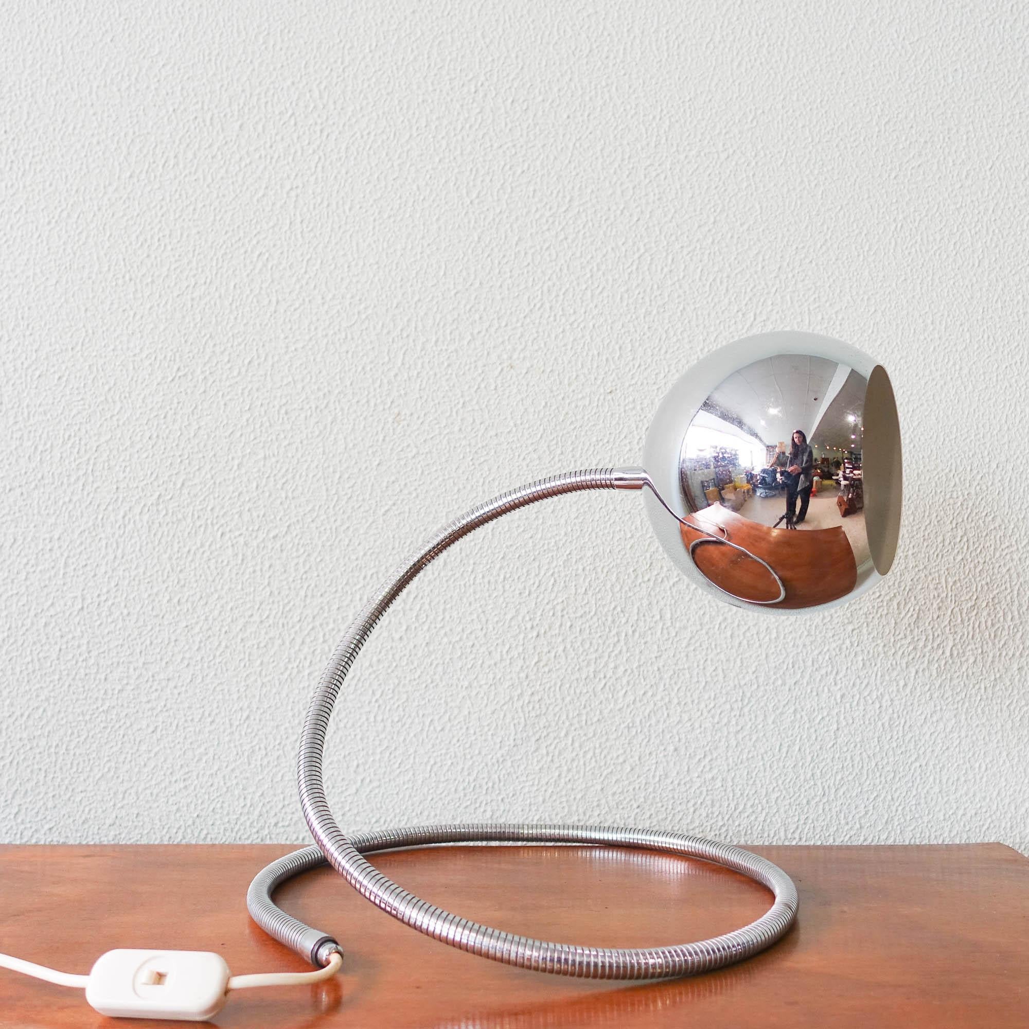 Space Age Table Lamp Serpente by Goffredo Reggiani, Chrome, Italy 1970s For Sale 4