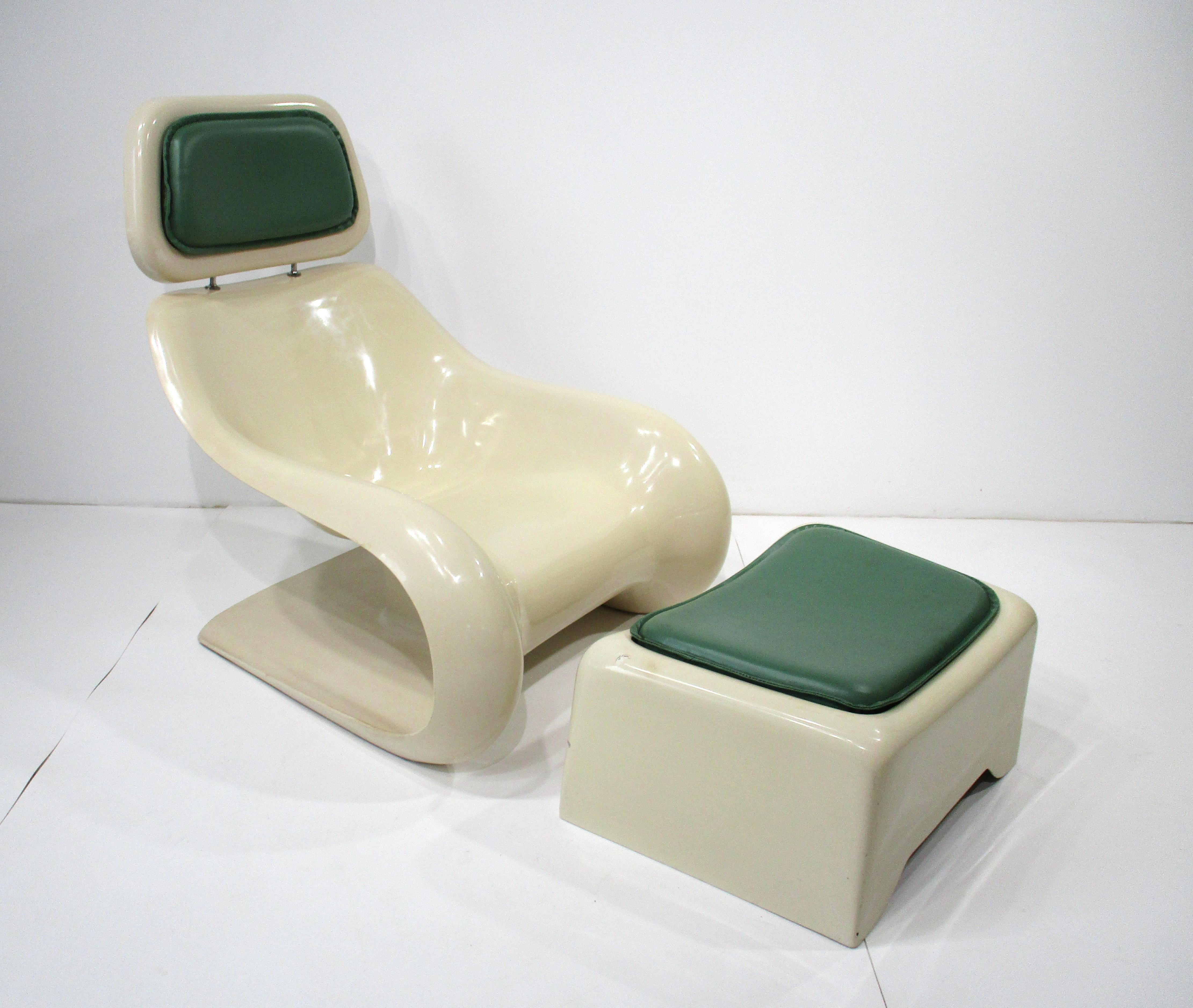 Unknown Joe Columbo styled Space Age Targa Lounge Chair w/ Ottoman For Sale