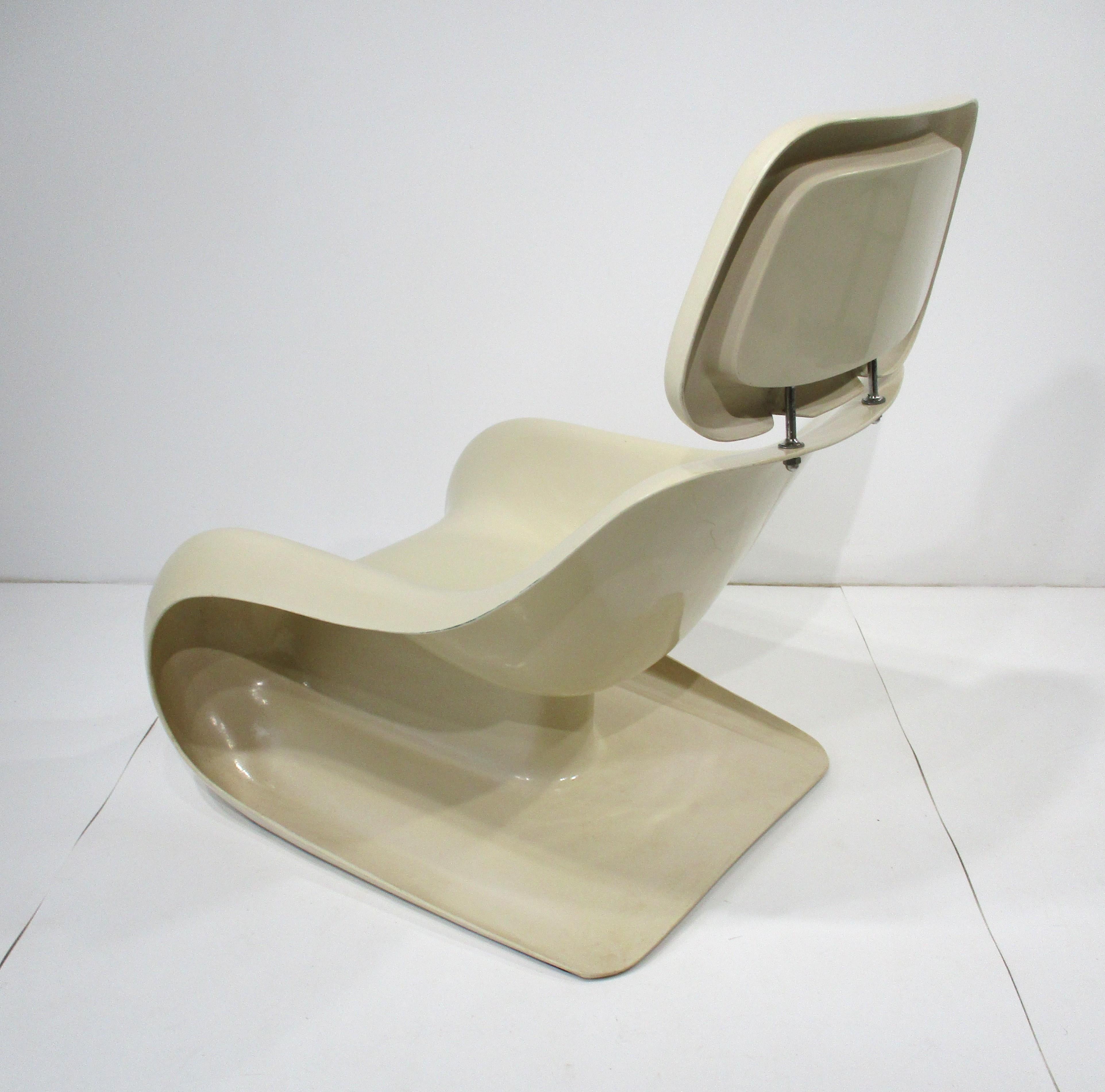Plastic Joe Columbo styled Space Age Targa Lounge Chair w/ Ottoman For Sale