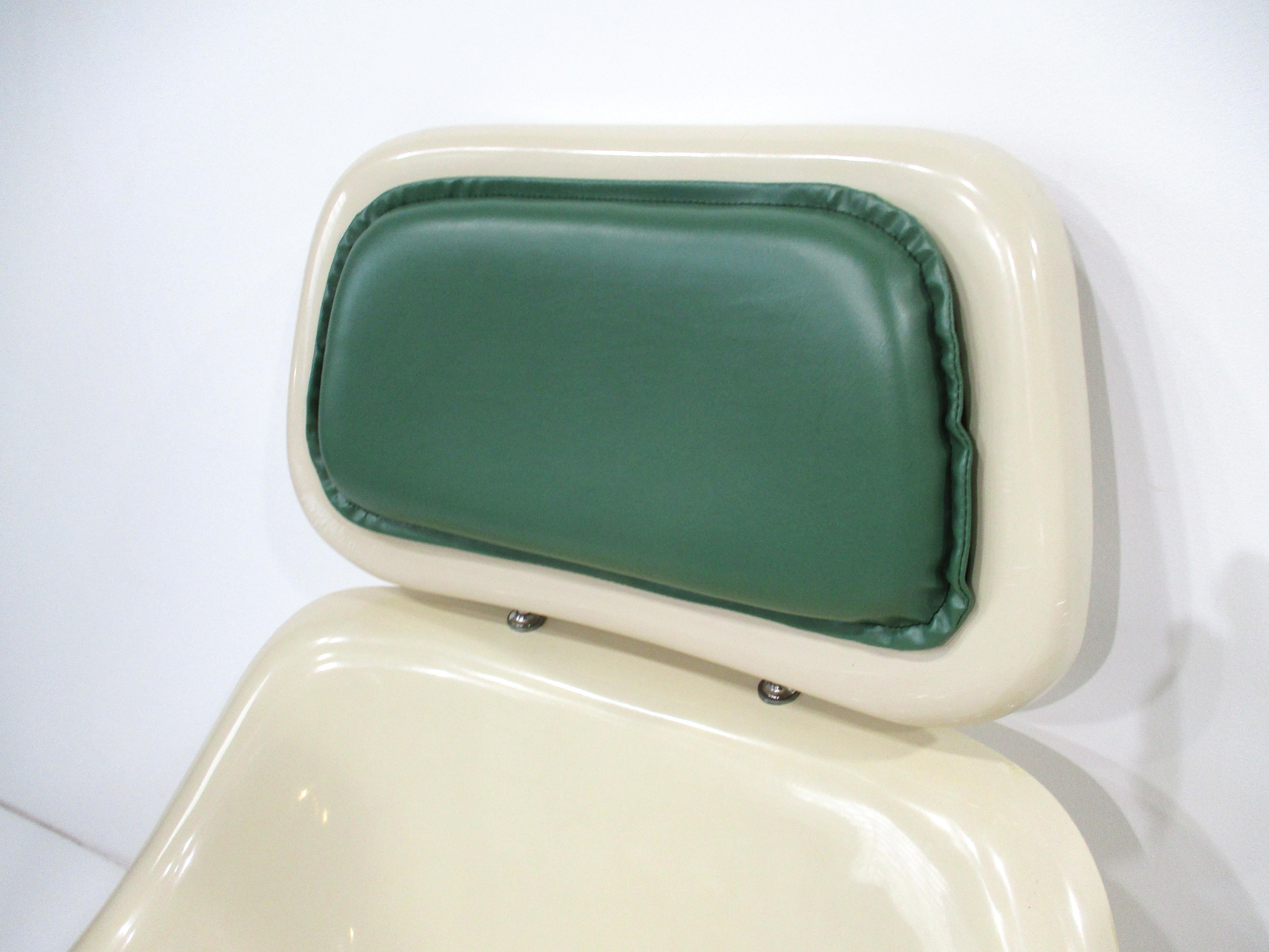Joe Columbo styled Space Age Targa Lounge Chair w/ Ottoman For Sale 2