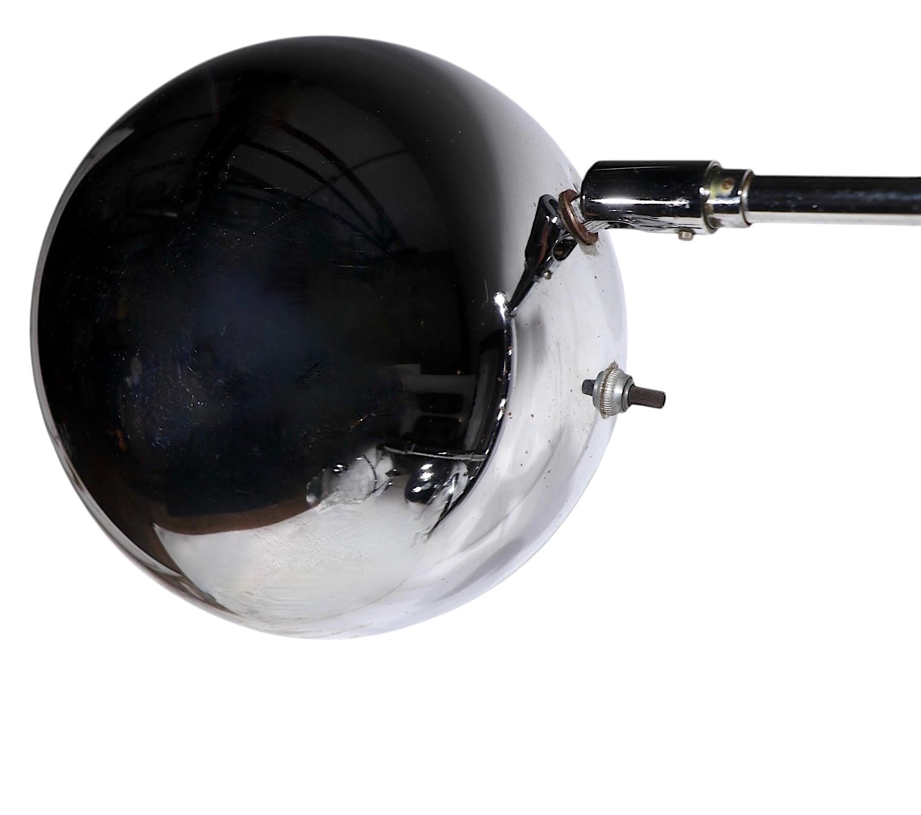 Space Age Three Light Chrome Ball Shade Stehleuchte von Koch & Lowy ca. 1970's im Angebot 3