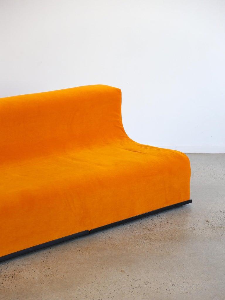 Fin du 20e siècle Space Age Three Seater Orange Sofa en vente