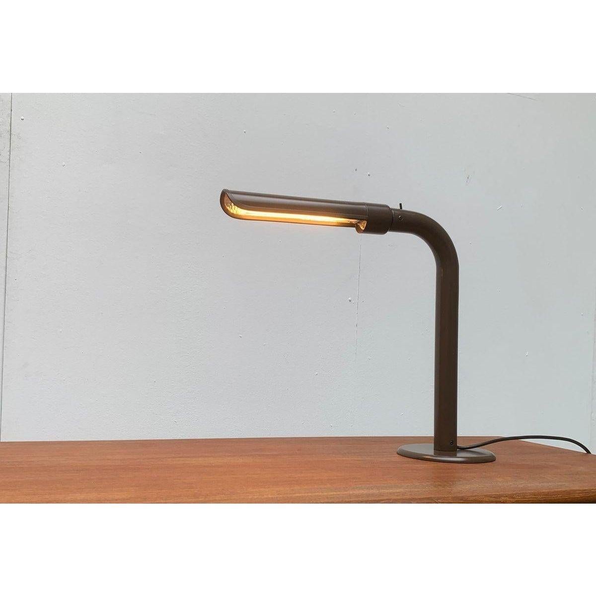 Space Age Top Light Table Lamp from Philips For Sale 6