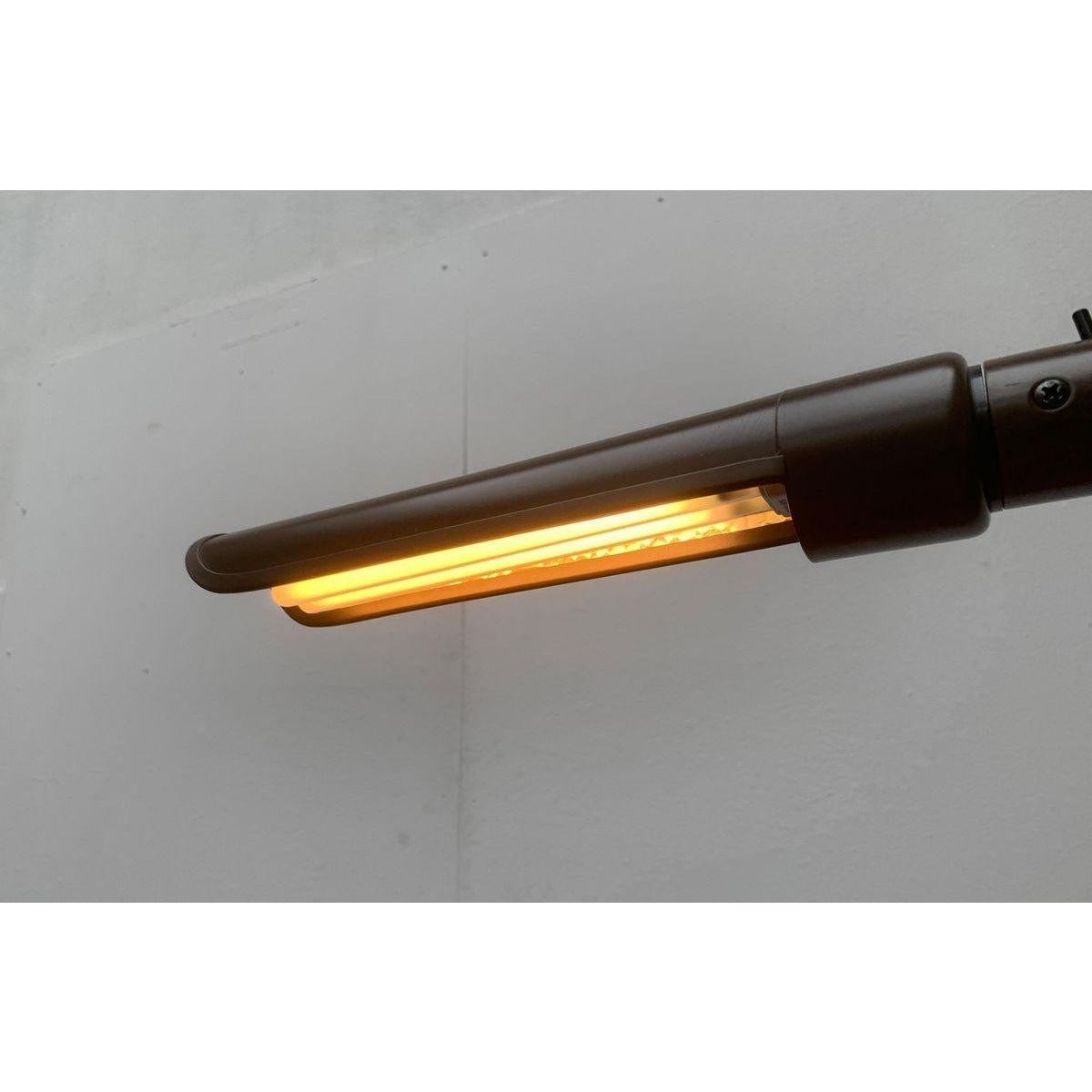 Space Age Top Light Table Lamp from Philips For Sale 3