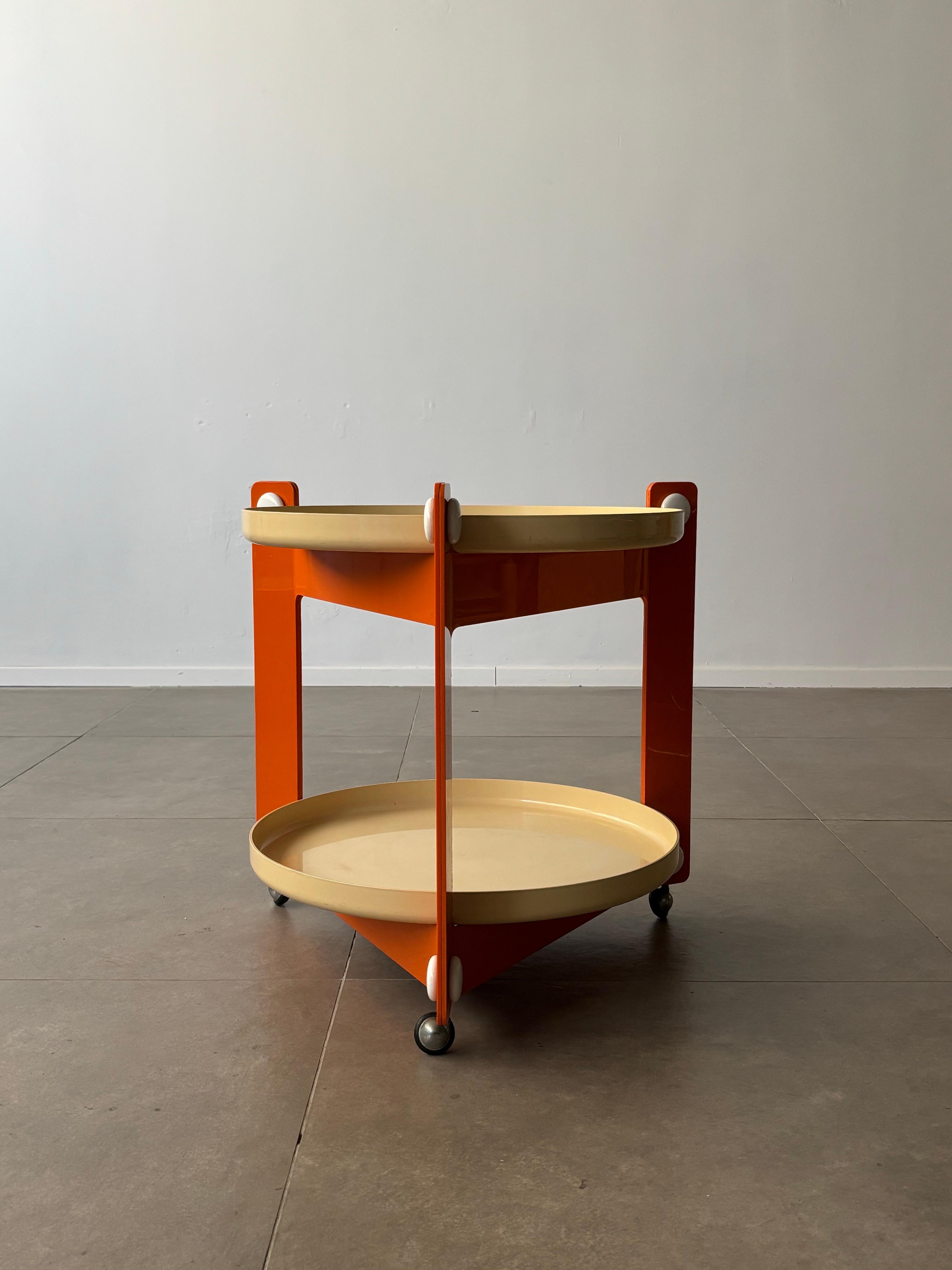 Carrito Space Age de Luigi Massoni para Guzzini, Italia, años 70 siglo XX en venta
