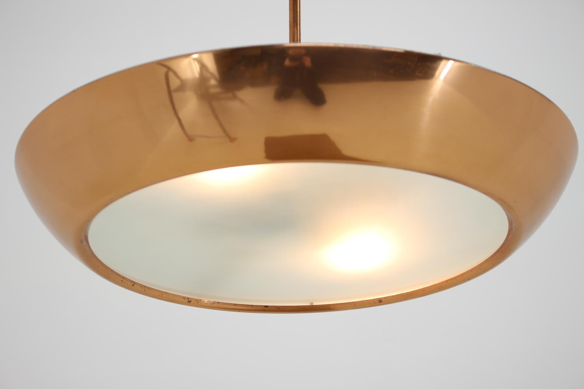 Space Age UFO Brass Pendant by Josef Hurka for Napako, 1950s In Good Condition For Sale In Praha, CZ