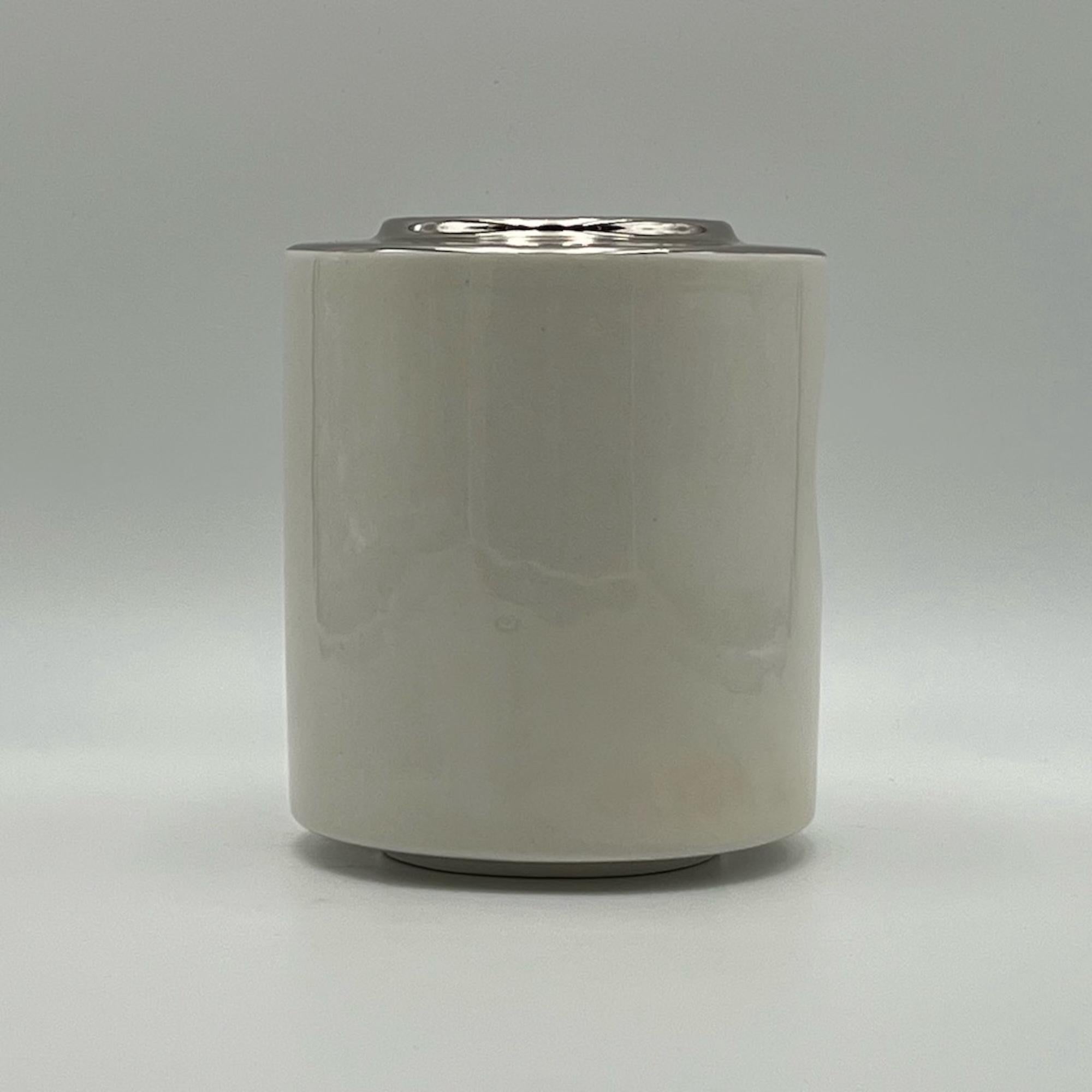 Space Age UFO Keramik Vase mit Chrom Details - SSF Italien Ungewöhnliches Design 1970er (Late 20th Century) im Angebot