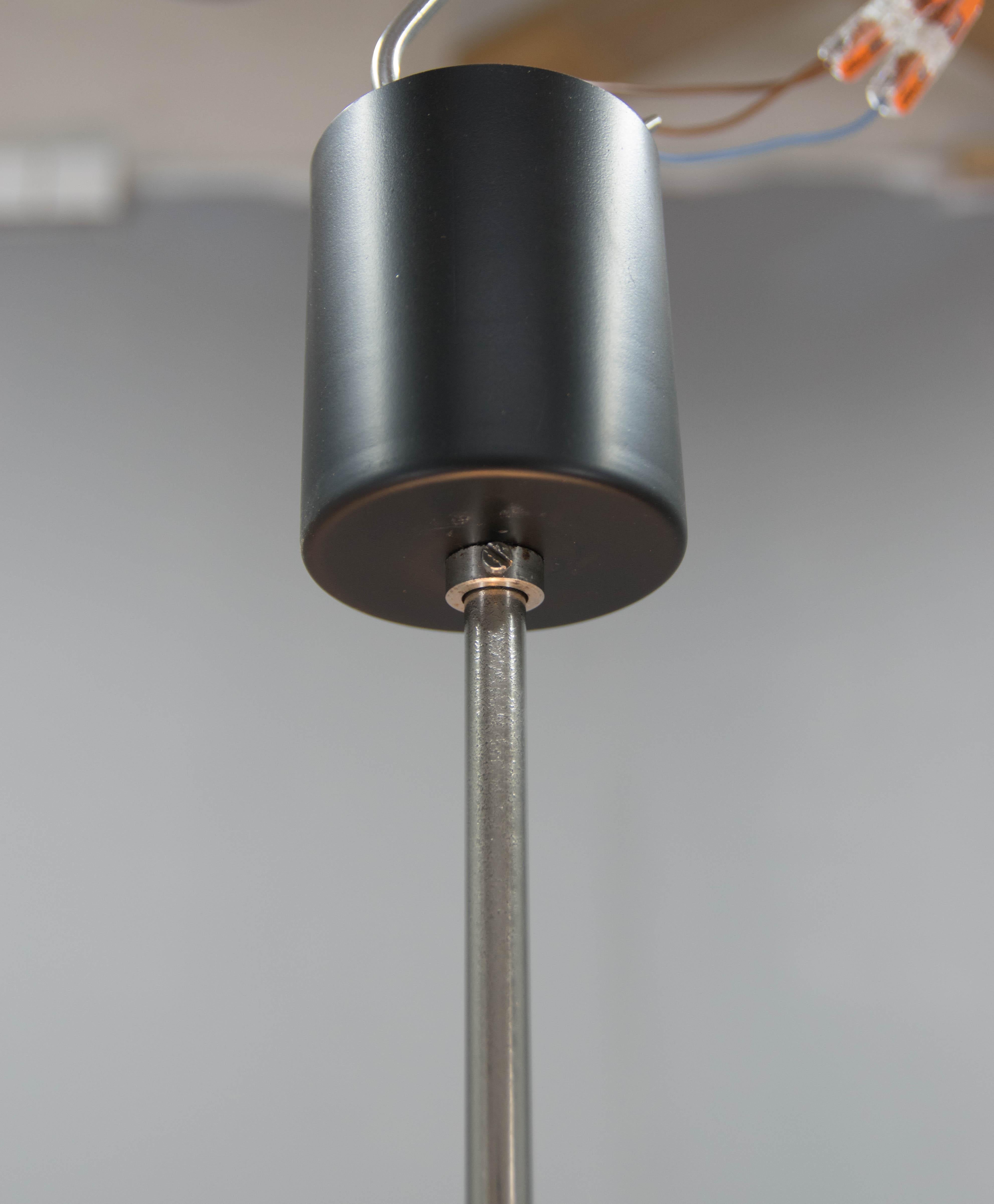 Metà XX secolo Lampadario UFO A Space AGE di Napako 1960, restaurato in vendita