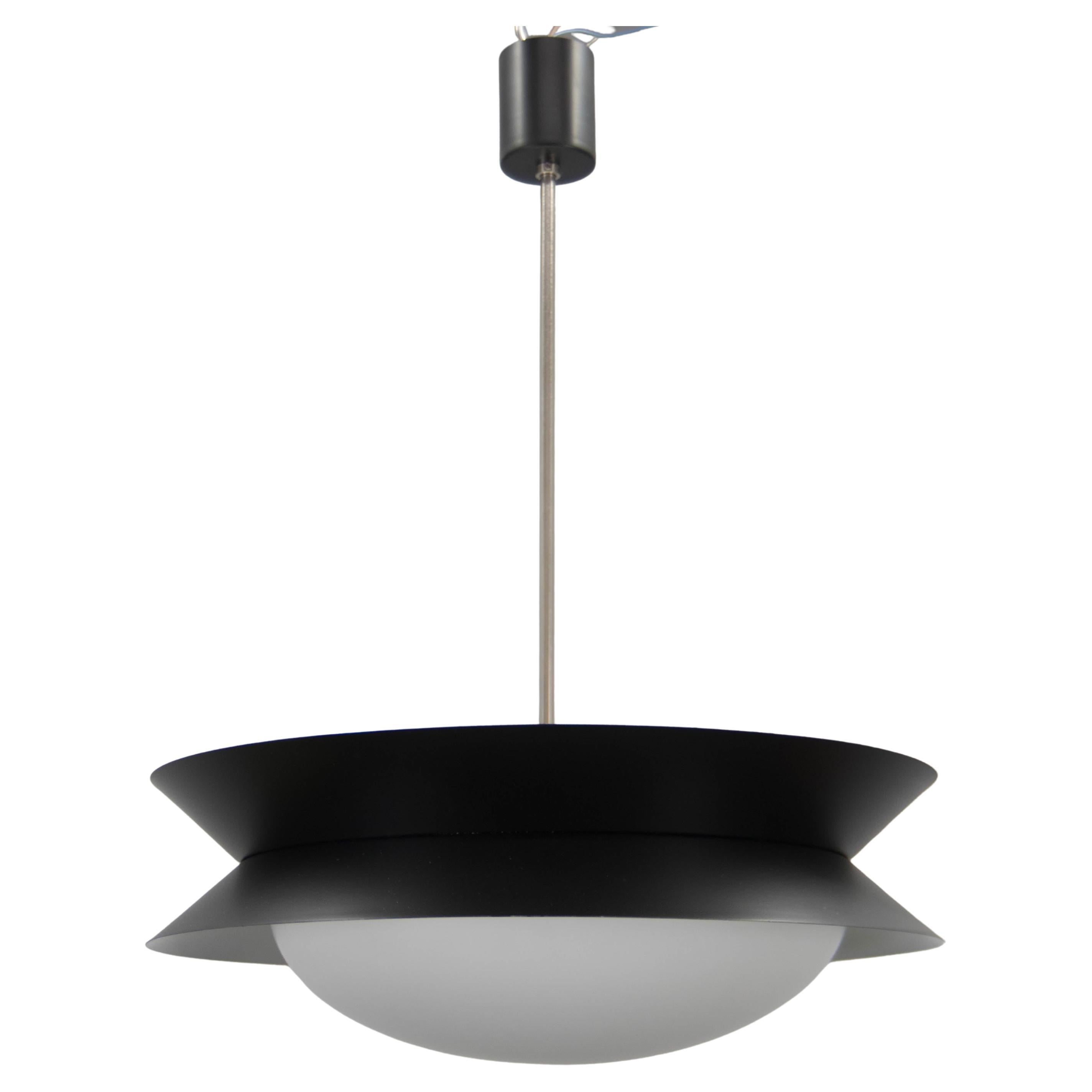Lampadario UFO A Space AGE di Napako 1960, restaurato