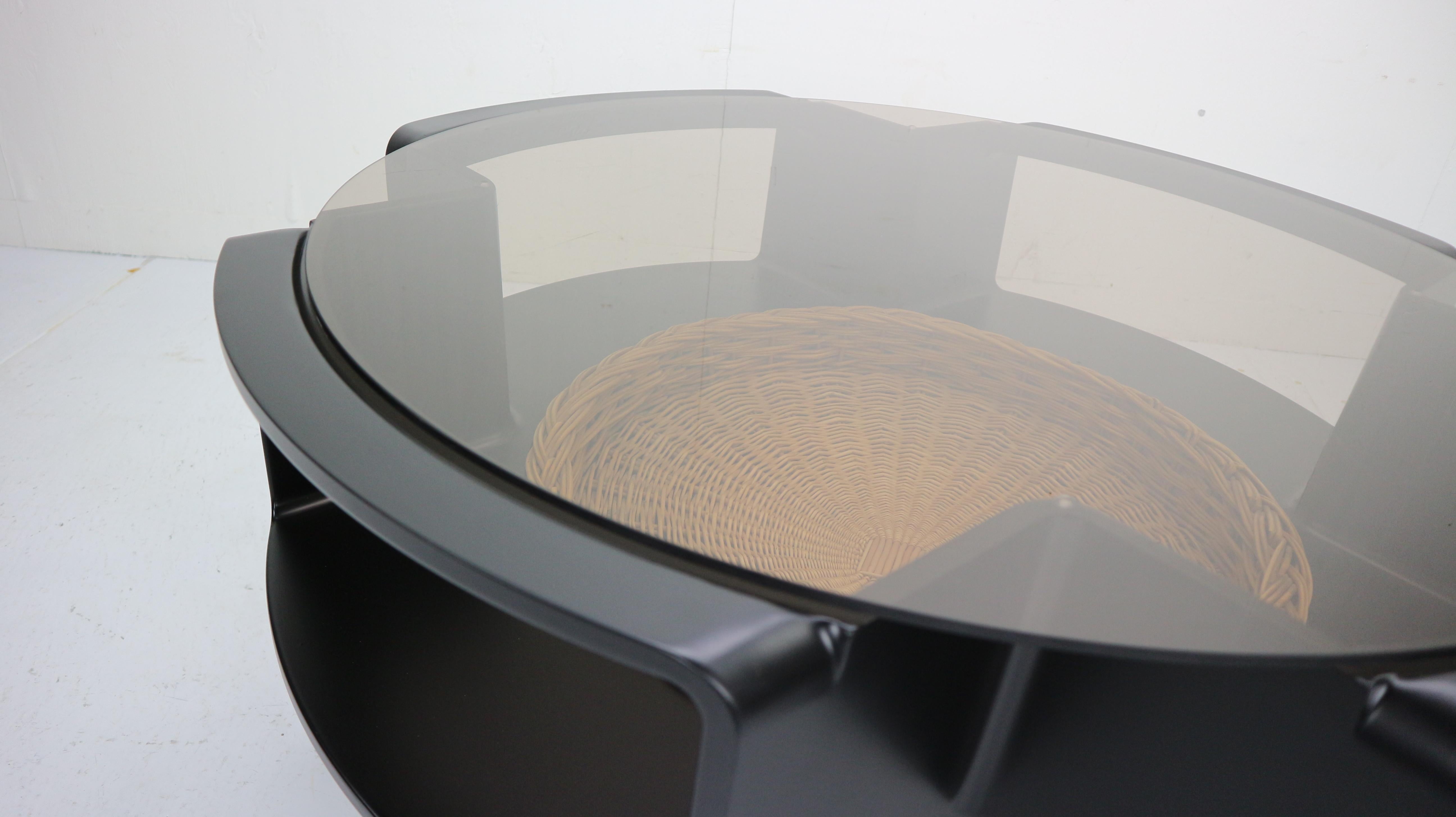  'Curver' Coffee Table in the manner of Jean Maneval , 1960 7