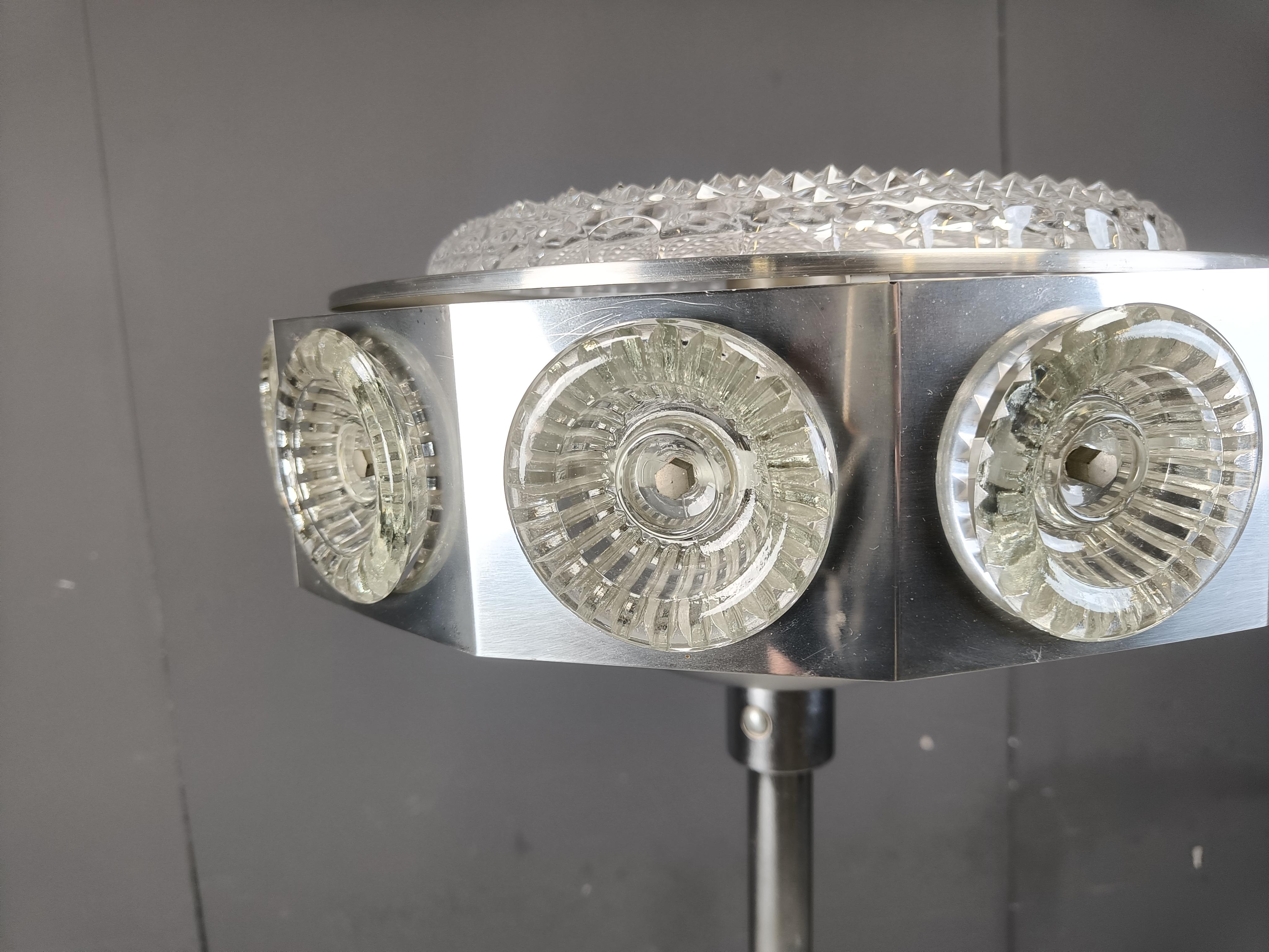 Lampadaire UFO de l'ère spatiale, 1970 Bon état - En vente à Leuven, Vlaams Gewest