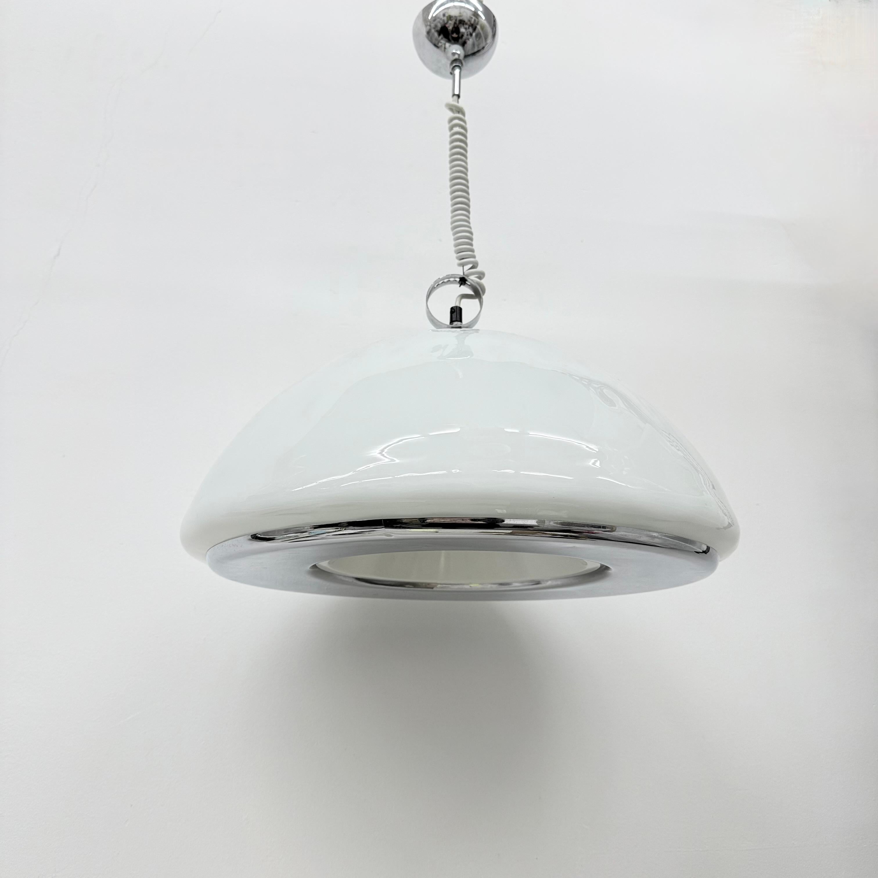 Italiano Lampada a sospensione UFO in vetro di Murano, anni '70, Italia in vendita