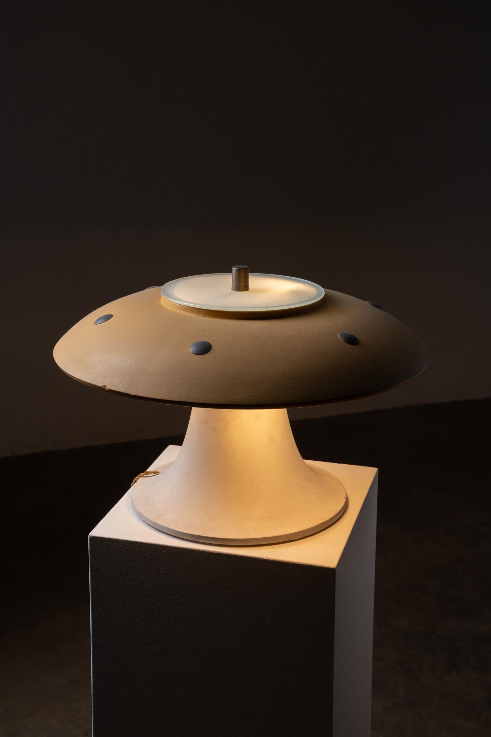 Space Age 'UFO' Mushroom Table Lamp with Ochre Yellow Shade and Glass Diffuser For Sale 3