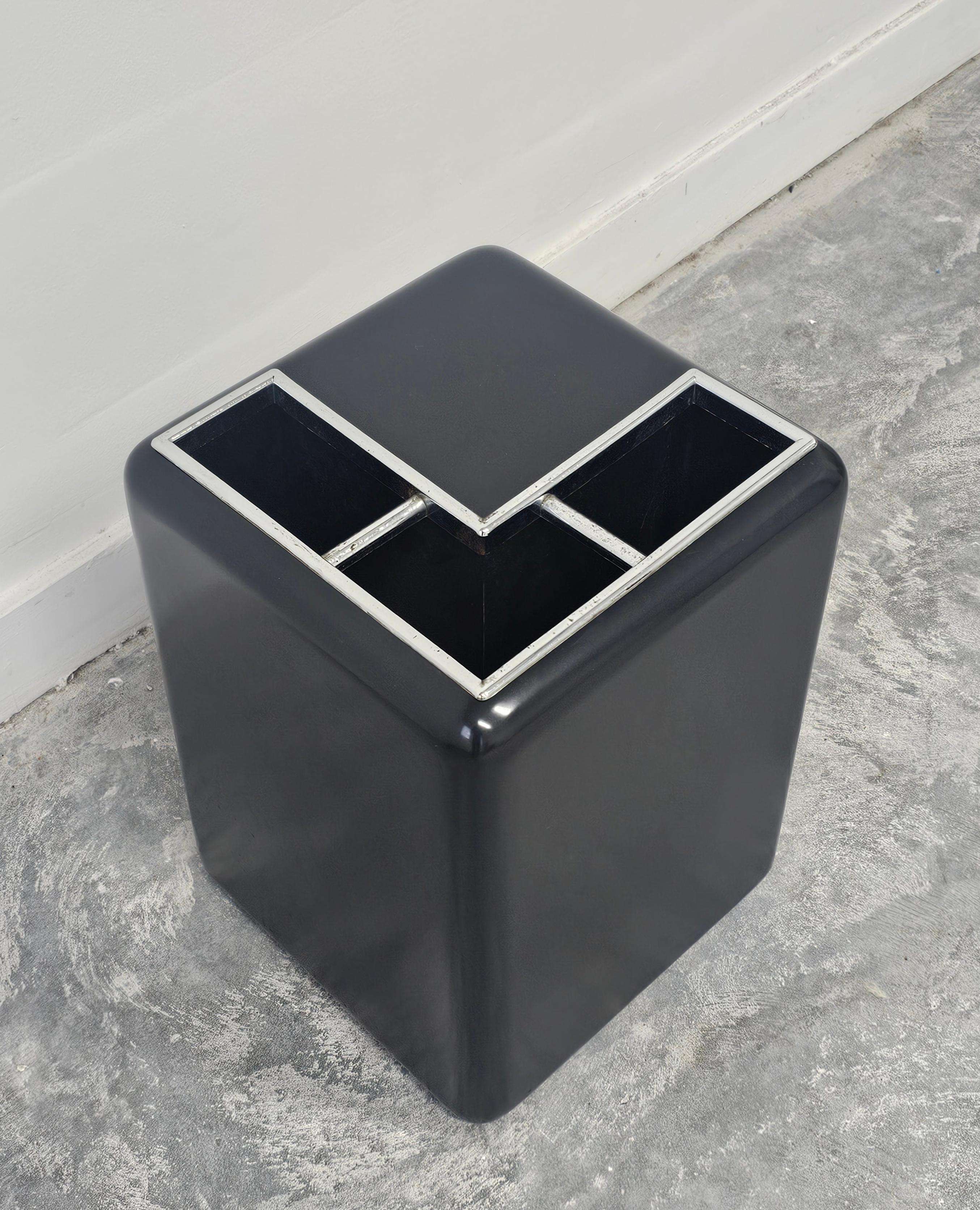 Italian Space Age Umbrella Stand painted black // Italy 1970s For Sale