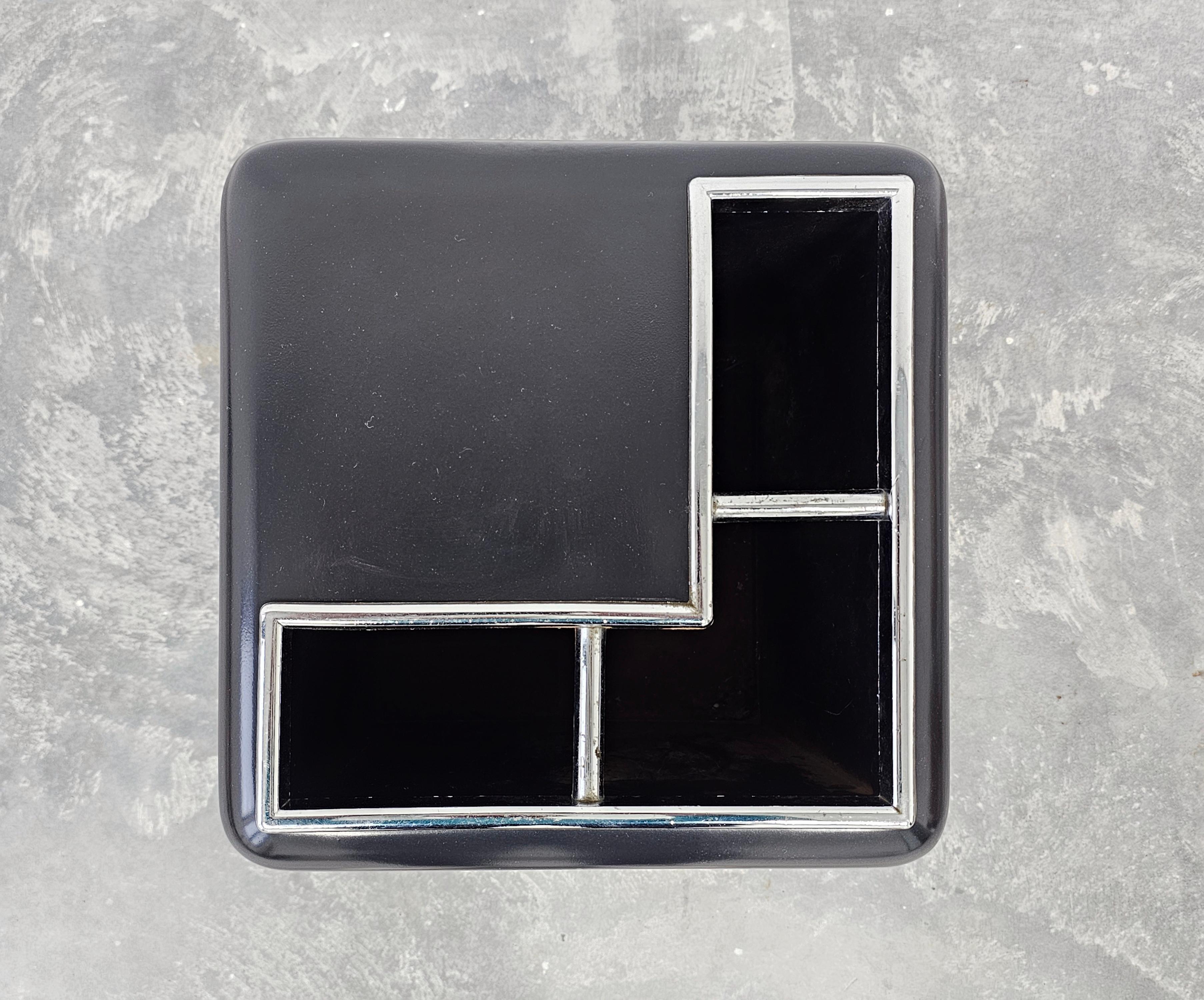 Metal Space Age Umbrella Stand painted black // Italy 1970s For Sale