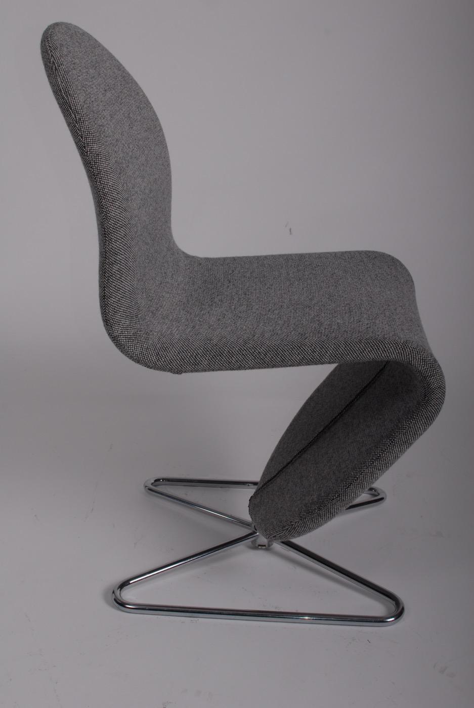 Steel Space Age Verner Panton Set of Four Chairs 123 Serie Fritz Hansen Wool Fabric
