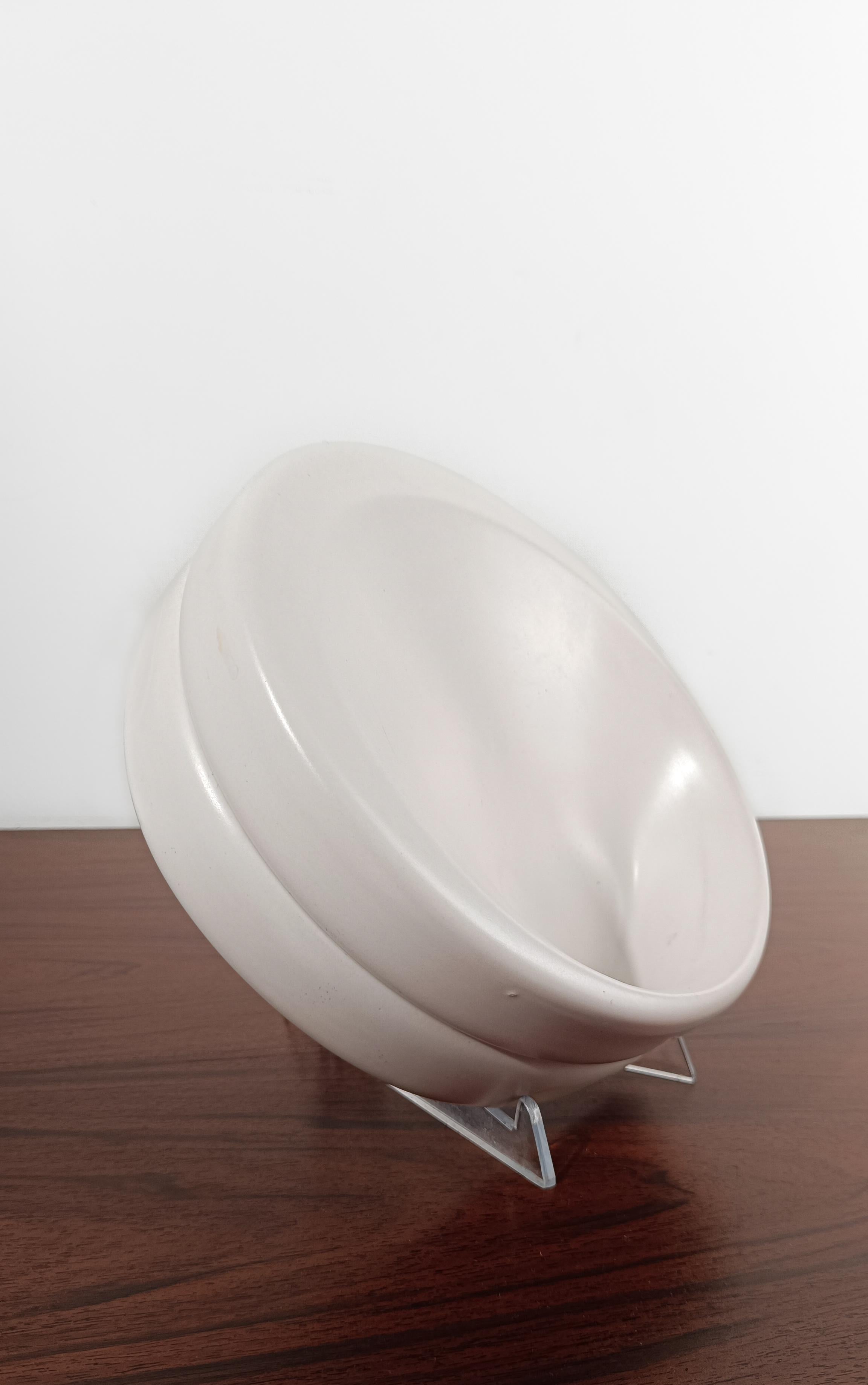 Space Age Vide Poche in Total White Ceramic By Parravicini Ceramiche, Italy 60s For Sale 3