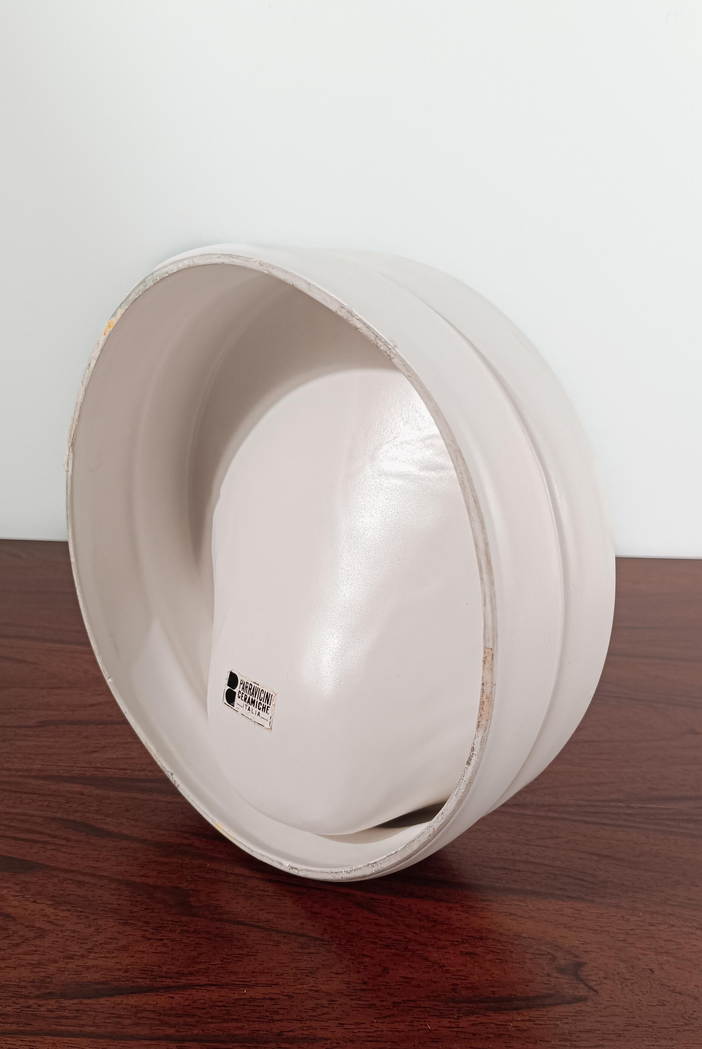 Space Age Vide Poche in Total White Ceramic By Parravicini Ceramiche, Italy 60s For Sale 4