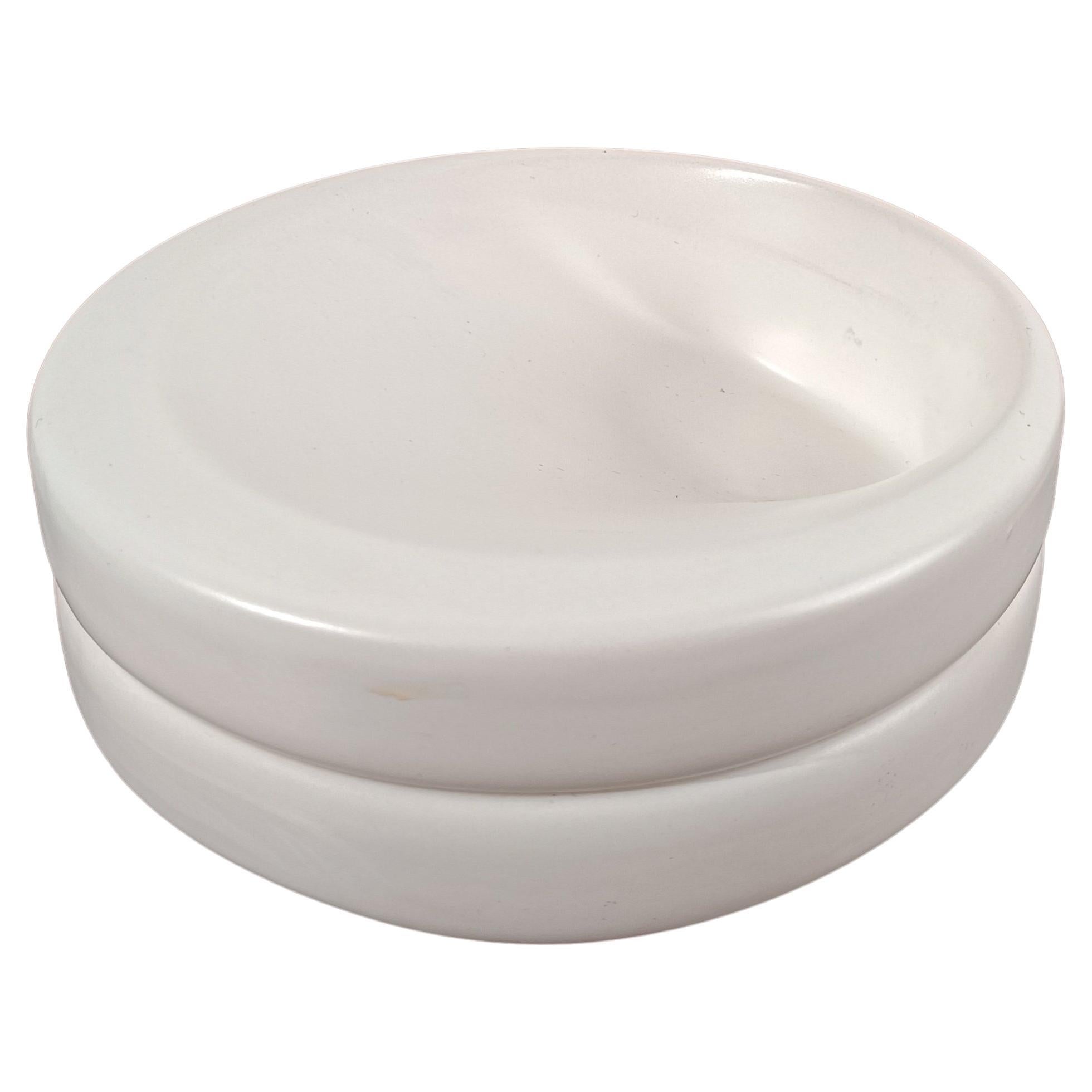 Space Age Vide Poche in Total White Ceramic By Parravicini Ceramiche, Italy 60s For Sale