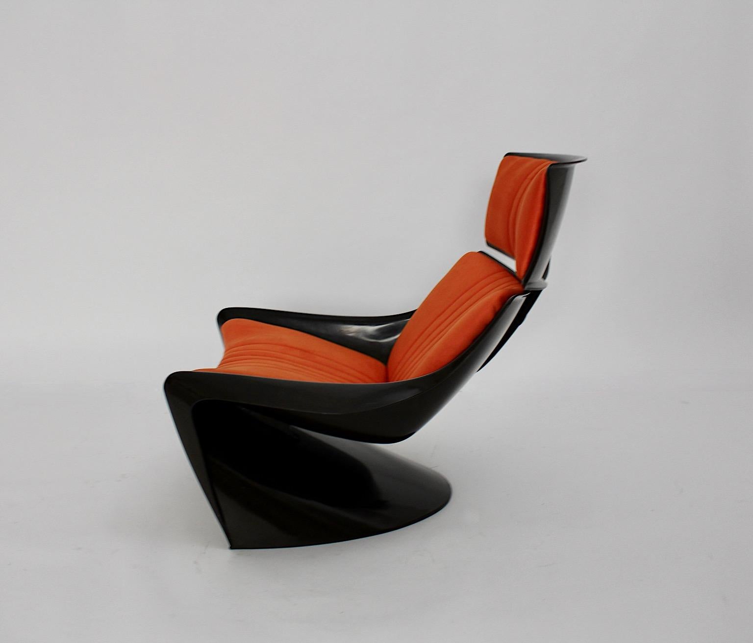 Milieu du XXe siècle Chaise longue en plastique marron et orange de l'ère spatiale Steen Ostergaard, années 1960 en vente