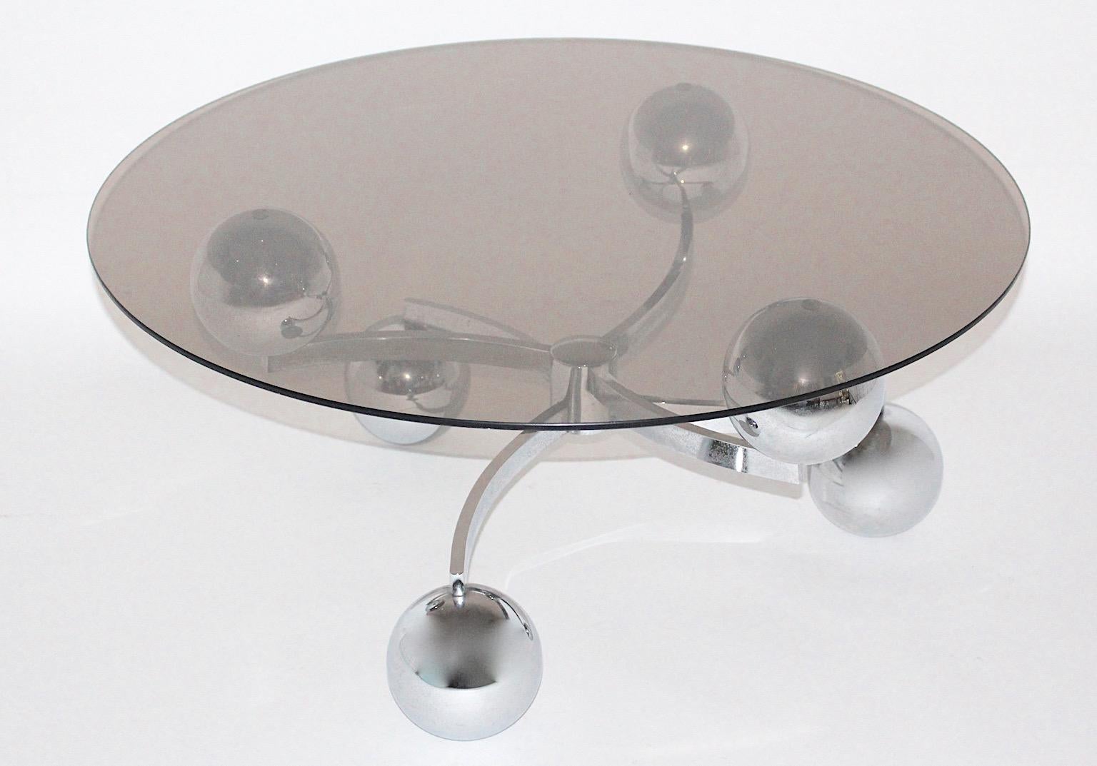 Space Age Vintage Verchromtes Metall Sputnik Sofa Tisch Couchtisch circa 1970 (Europäisch) im Angebot