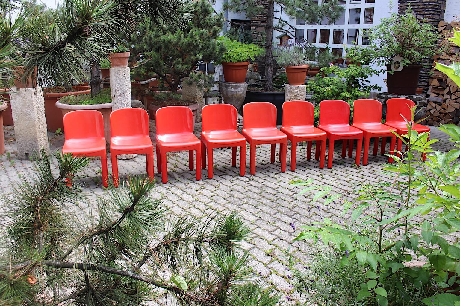 Space Age Vintage Ocho sillas de comedor de plástico rojo Marcello Siard 1969 Italia en venta 1